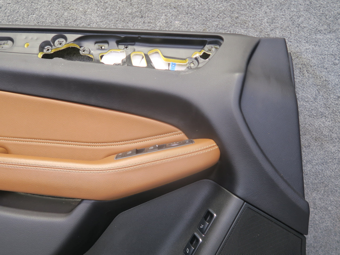 2017-2019 Mercedes X166 GLS450 Front Left & Right Side Door Trim Panel Cover Set