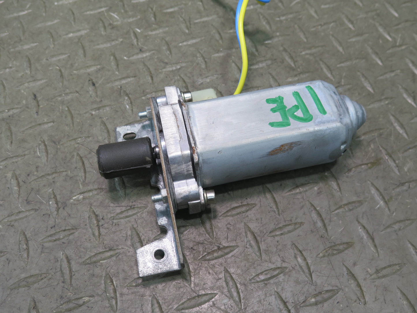 1984-1991 Porsche 928 Sunroof Motor Drive Unit Set of 2