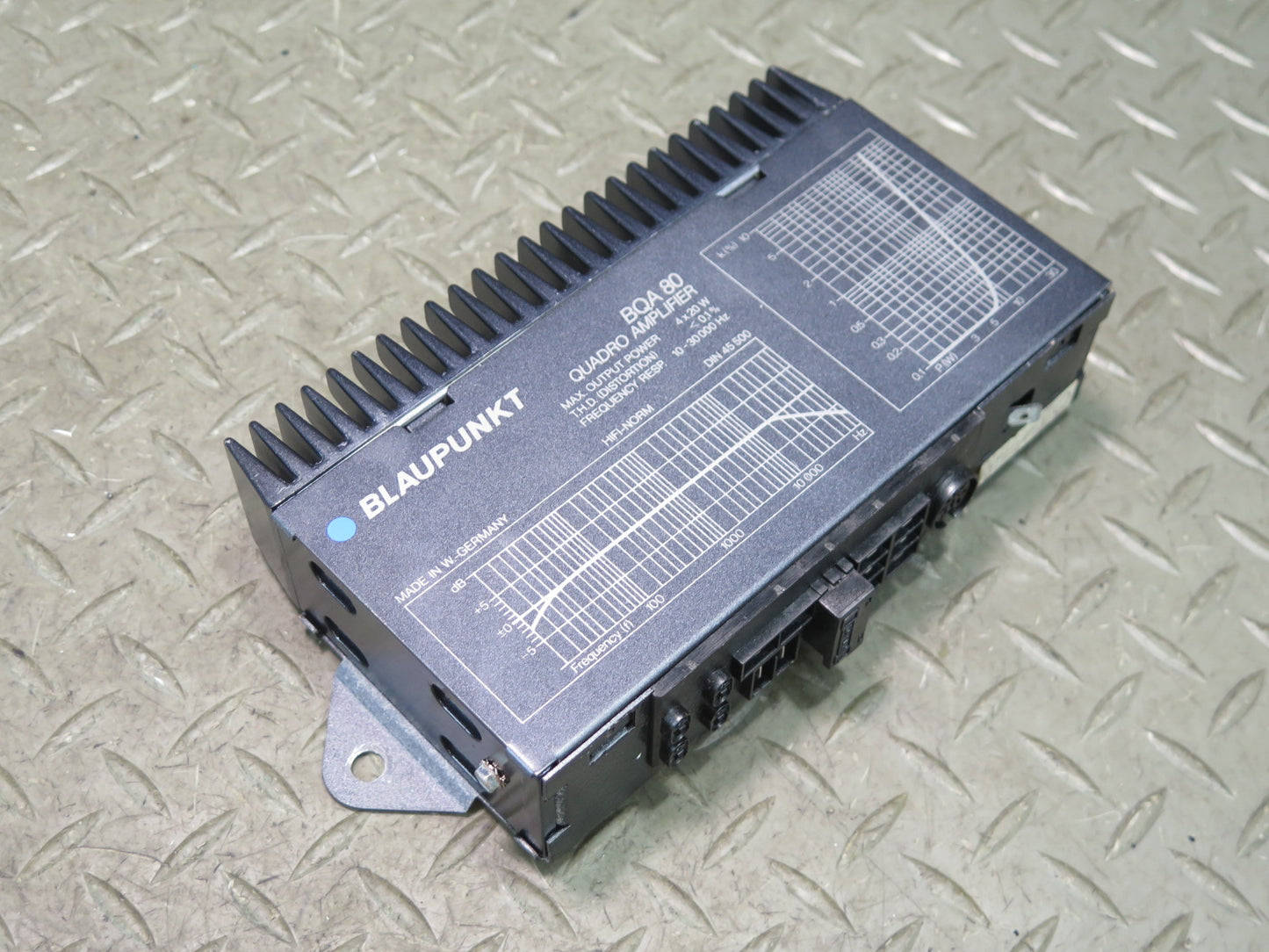 Blaupunkt BQA 80 Audio System Quadro Booster Amplifier AMP