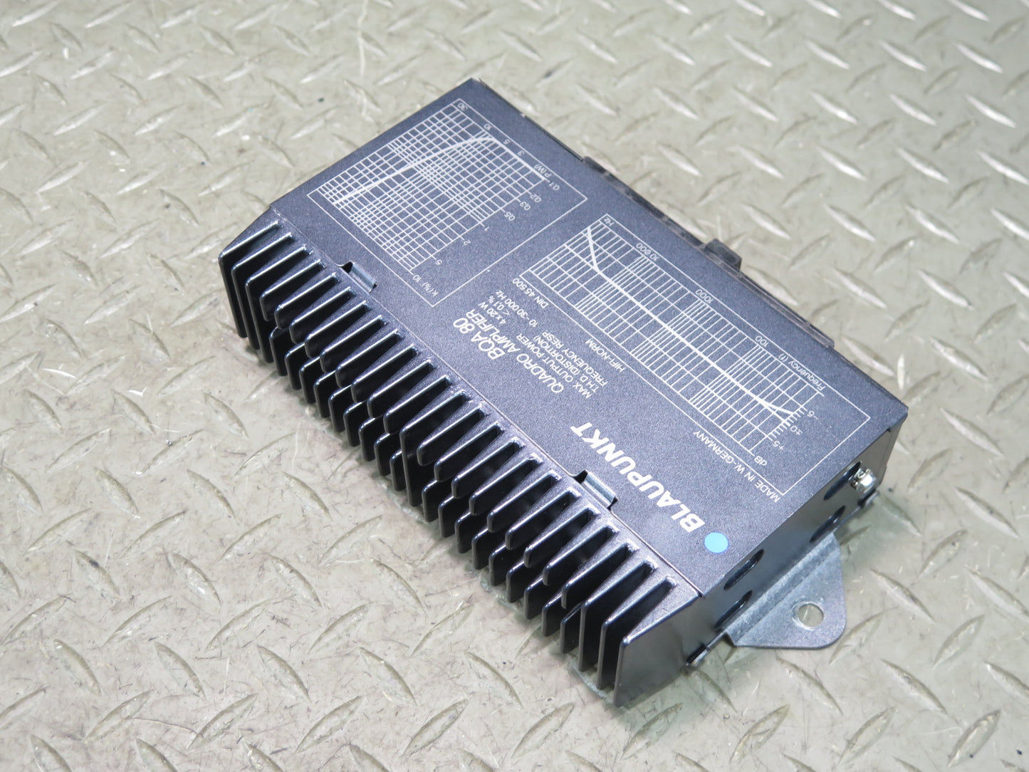 Blaupunkt BQA 80 Audio System Quadro Booster Amplifier AMP