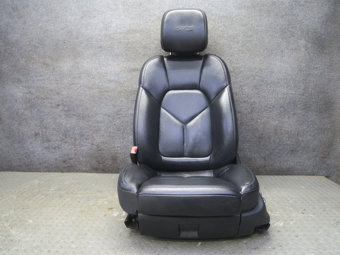 17-26 Porsche Macan GTS Front & Rear Heated Perforated Leather Seat Black Set