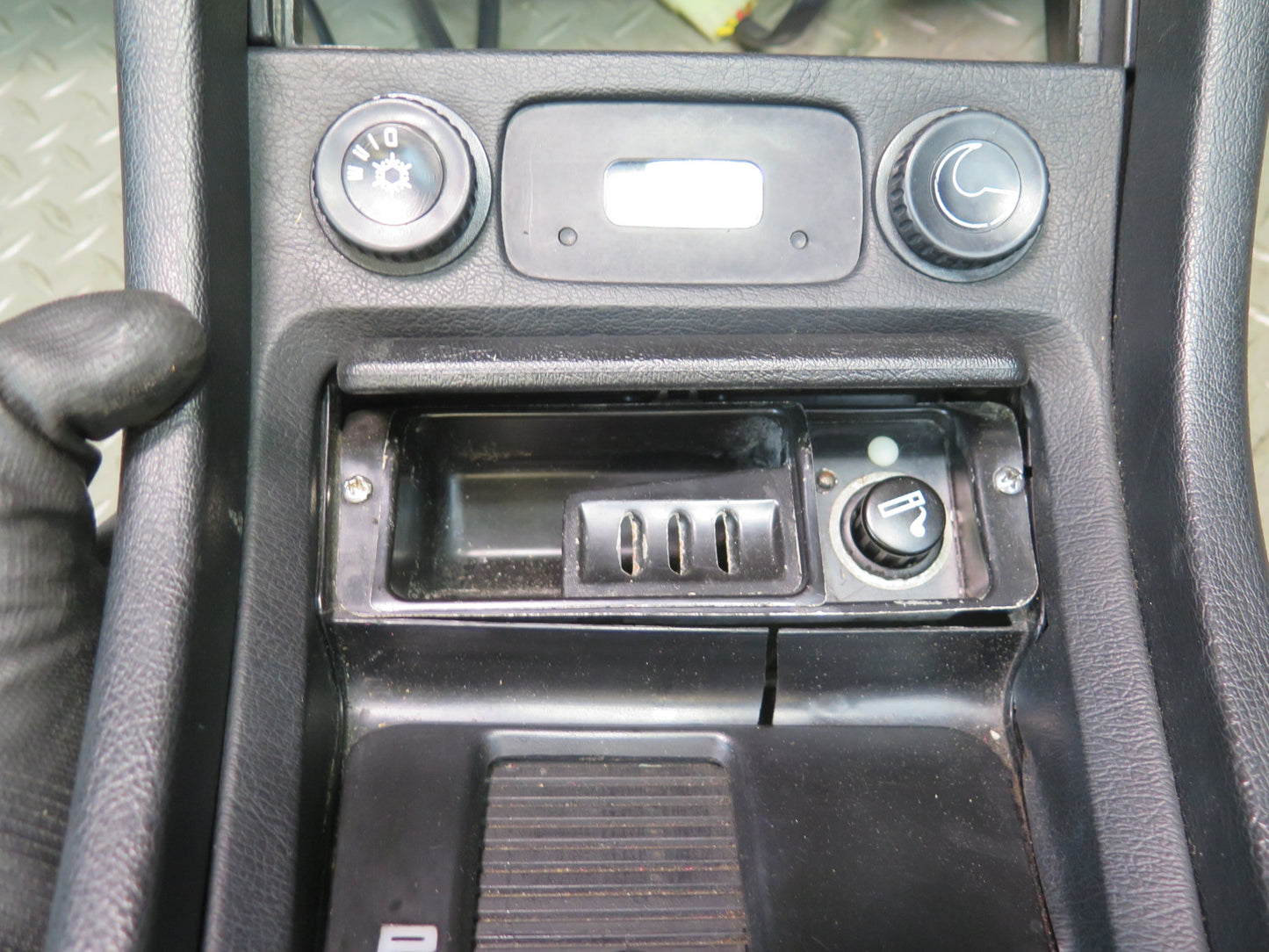 1984-1989 Porsche 928 A/T Front Center Console Shifter Trim Cover Panel w Switch
