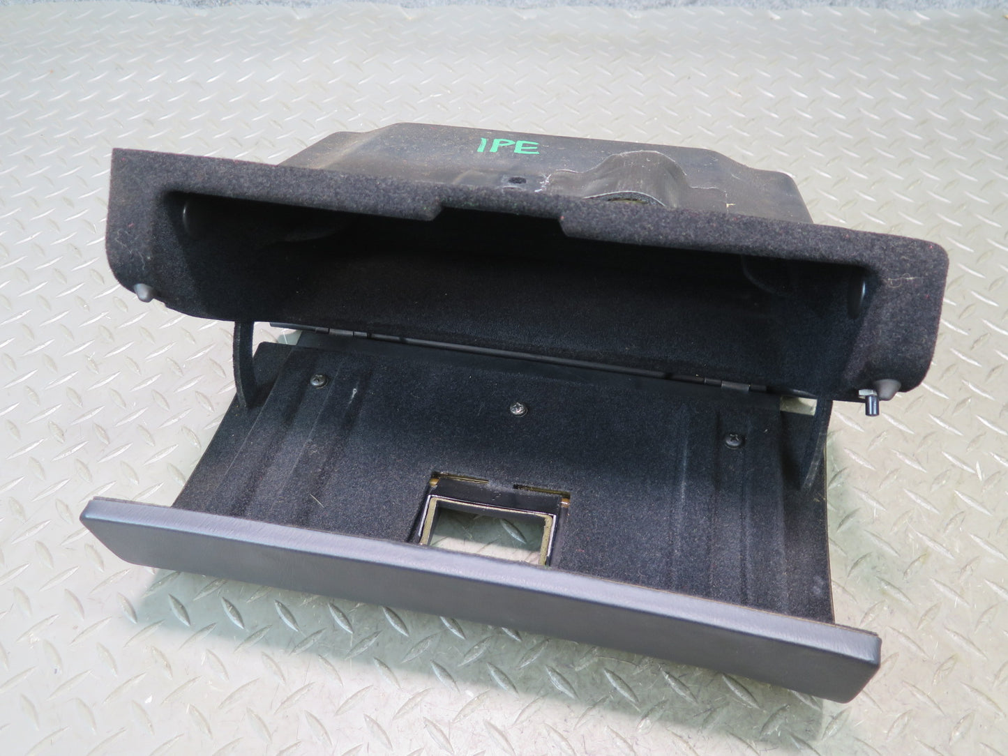 1984-1991 Porsche 928 Dash Glove Box Compartment Storage