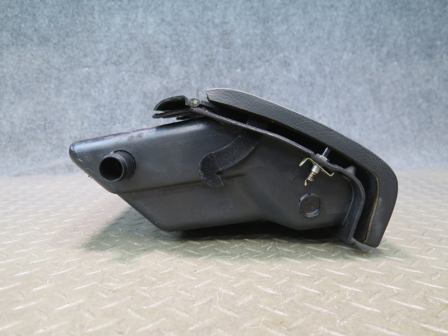 1984-1991 Porsche 928 Dash Glove Box Compartment Storage