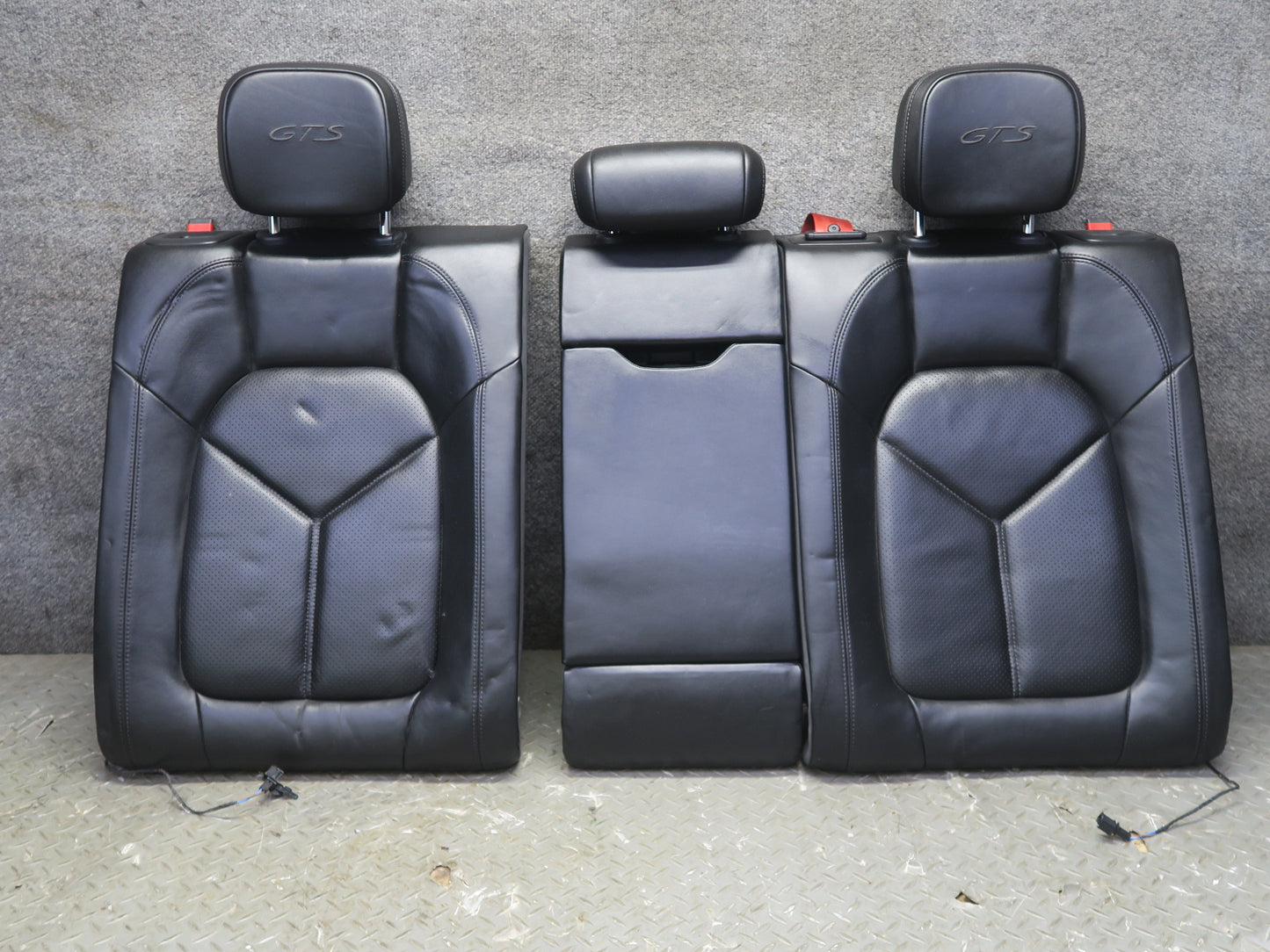 17-26 Porsche Macan GTS Front & Rear Heated Perforated Leather Seat Black Set