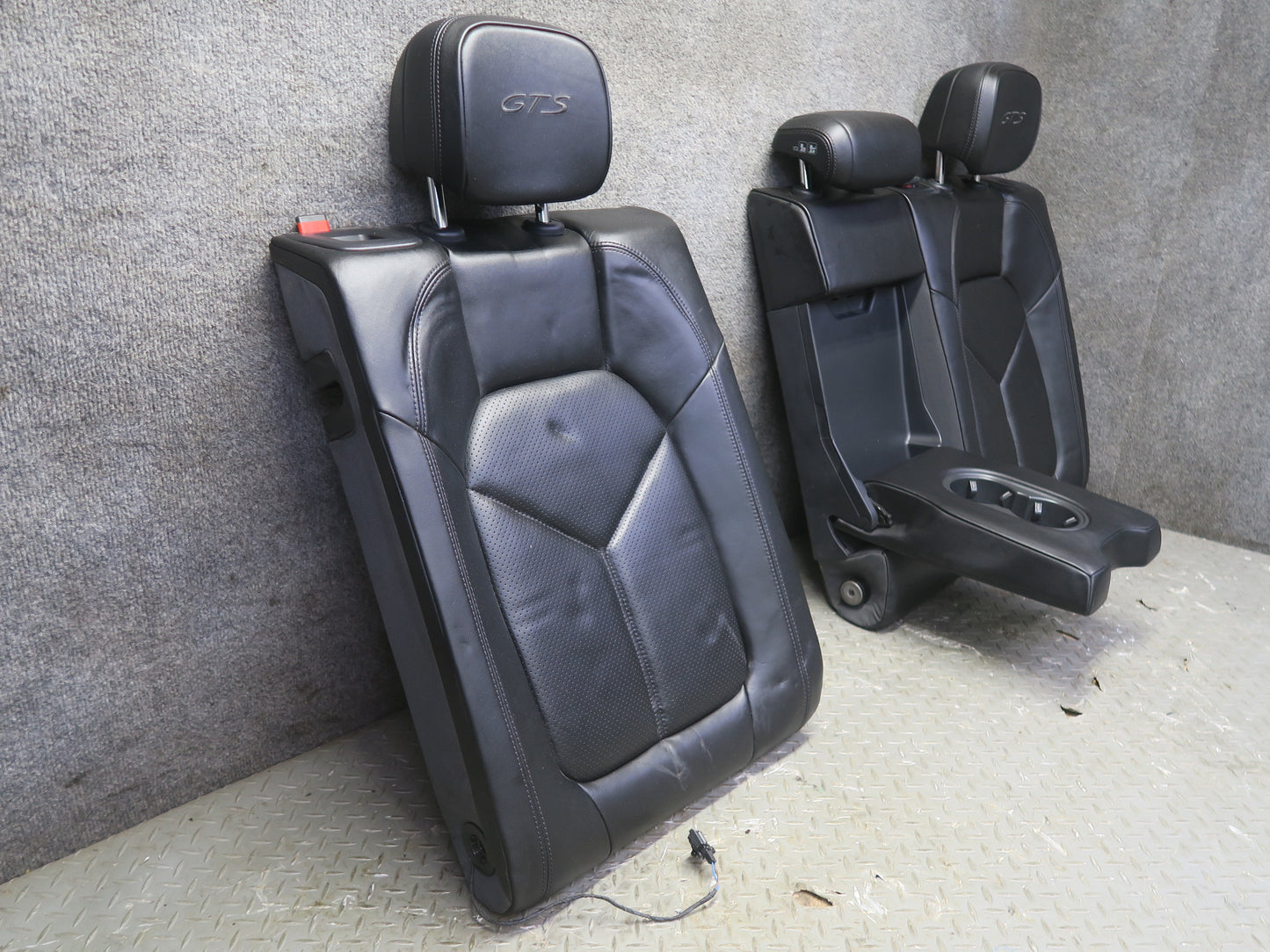 17-26 Porsche Macan GTS Front & Rear Heated Perforated Leather Seat Black Set