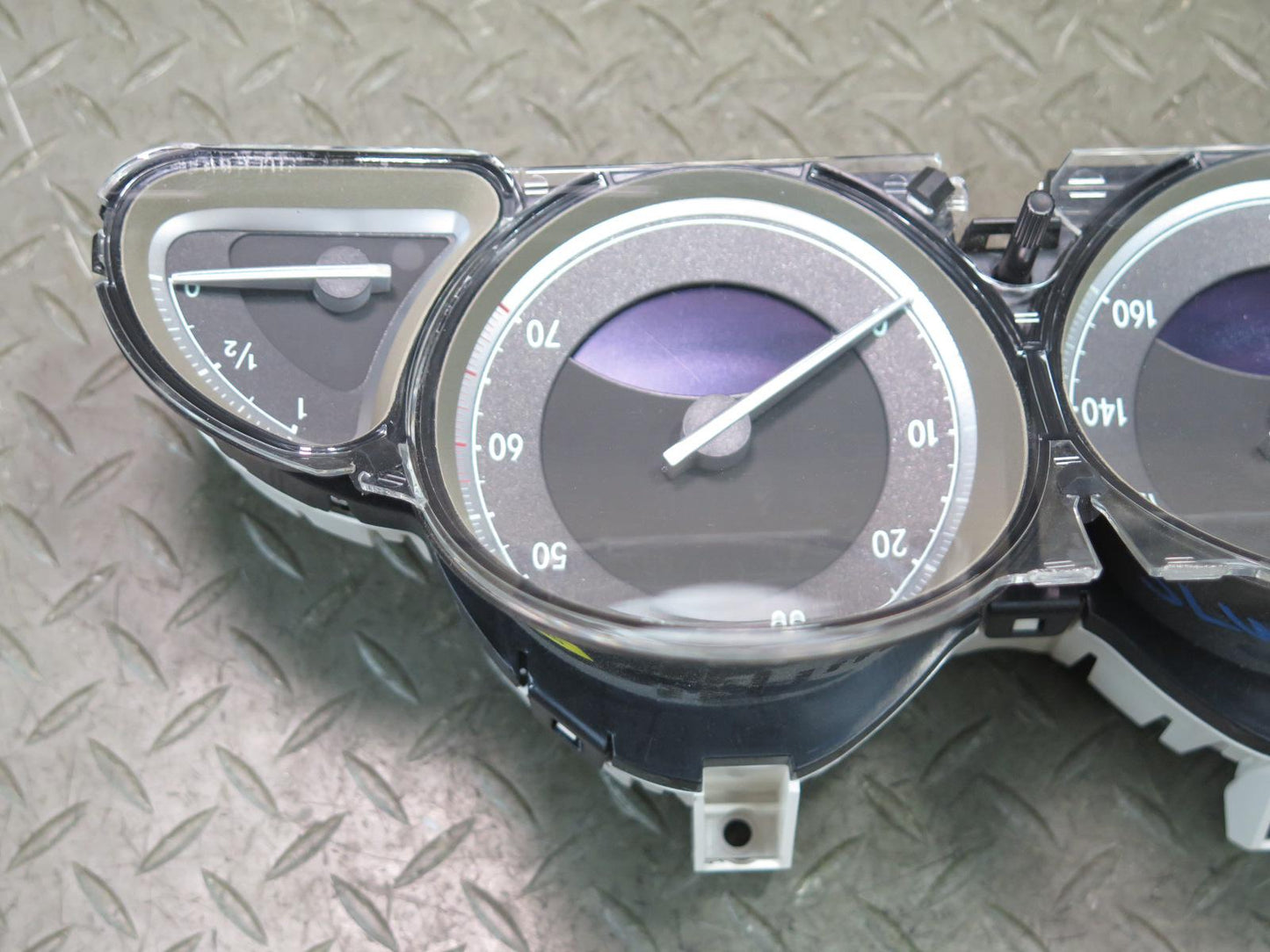 03-08 Mercedes R230 Sl-class Instrument Cluster Gauge Speedometer 112K Miles OEM
