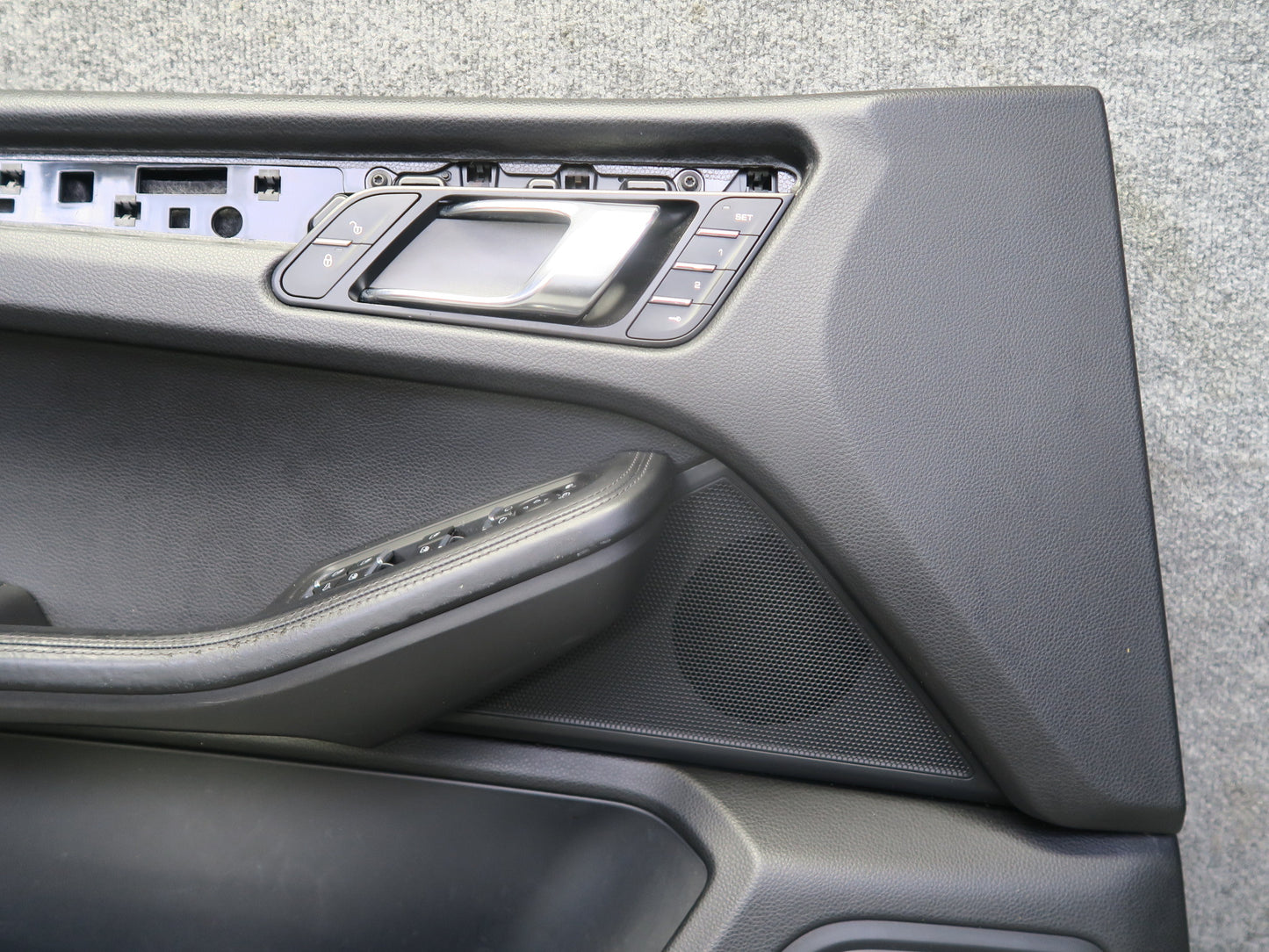 2015-2018 Porsche Macan Front Left & Right Door Trim Cover Panel Set of 2