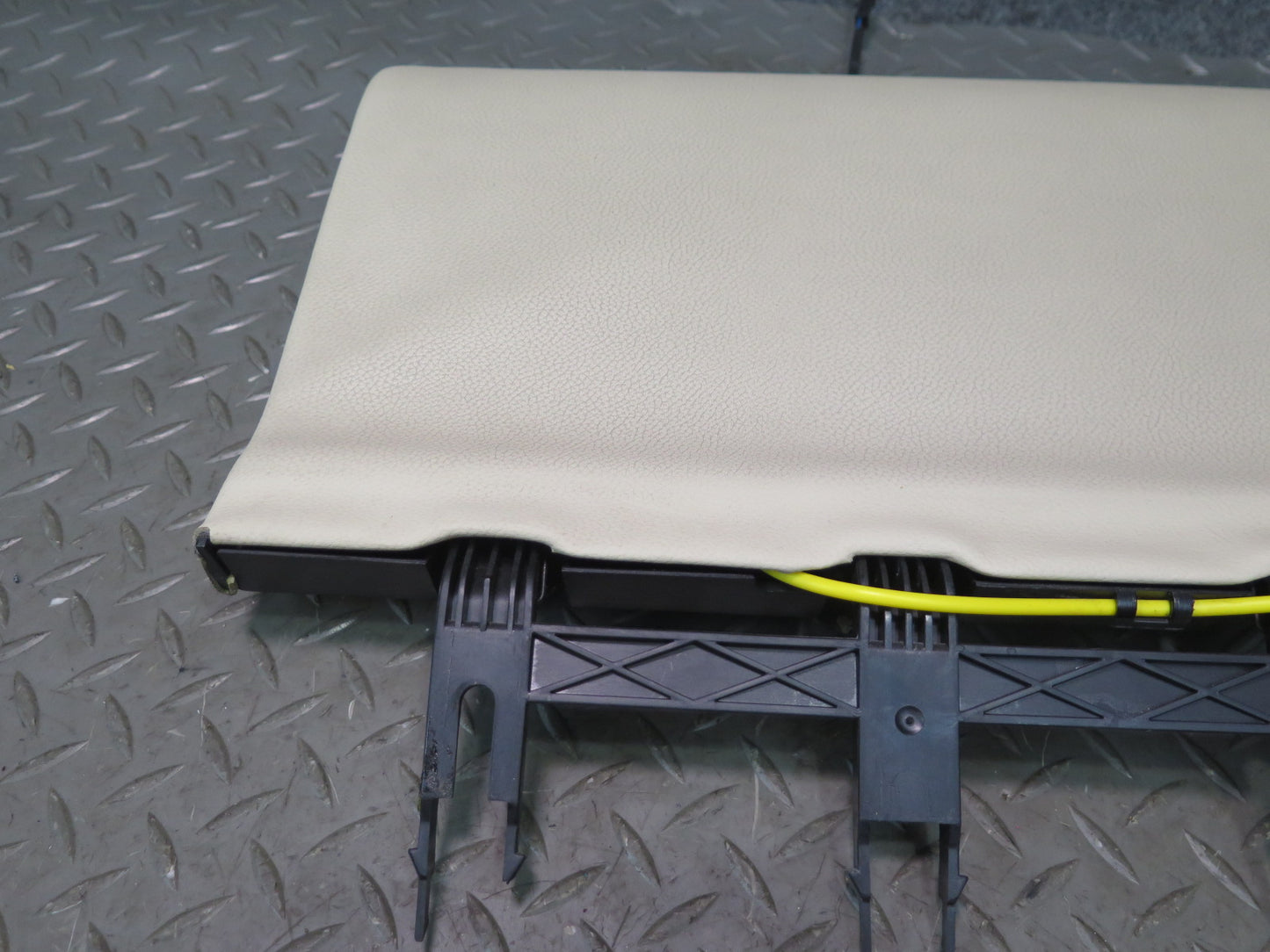 07-12 Mercedes R230 Sl-class Rear Seat Right Storage Compartment Cover Beige OEM