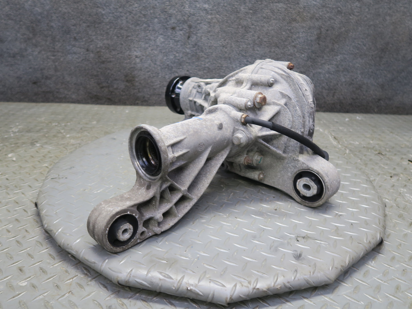 2017-2019 Mercedes X166 GLS450 Front Differential Axle Carrier 3.27 Ratio