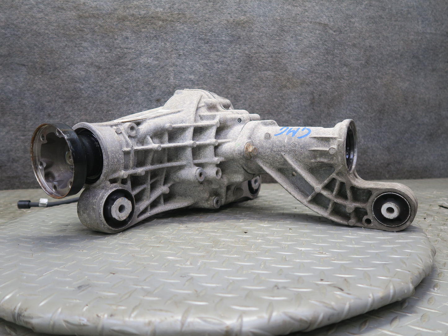 2017-2019 Mercedes X166 GLS450 Front Differential Axle Carrier 3.27 Ratio