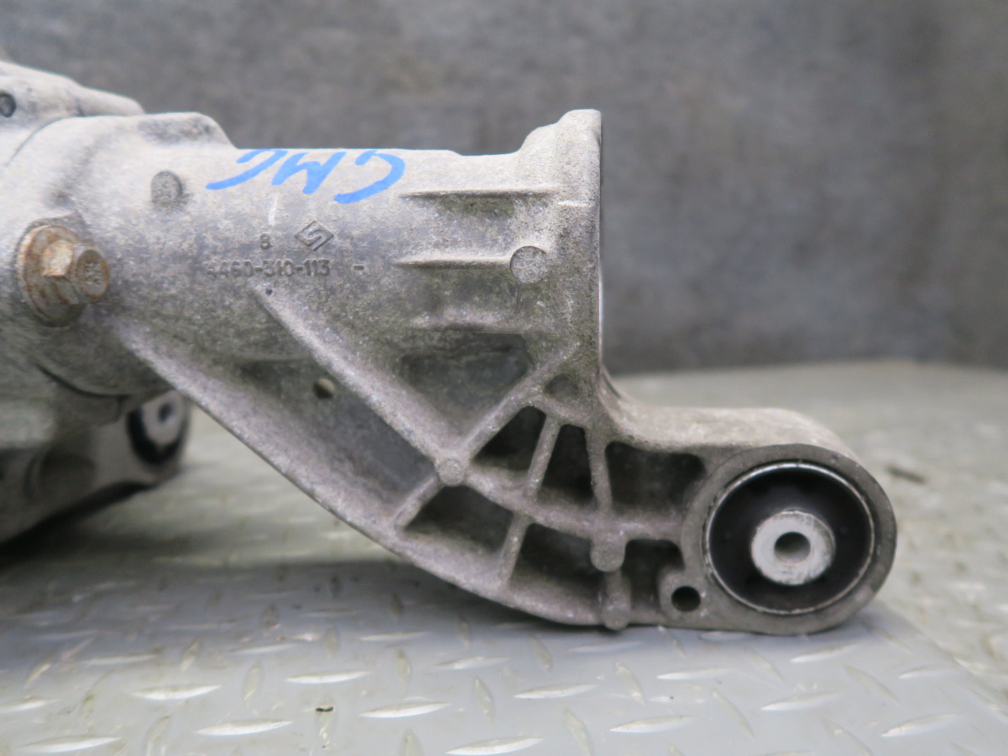 2017-2019 Mercedes X166 GLS450 Front Differential Axle Carrier 3.27 Ratio