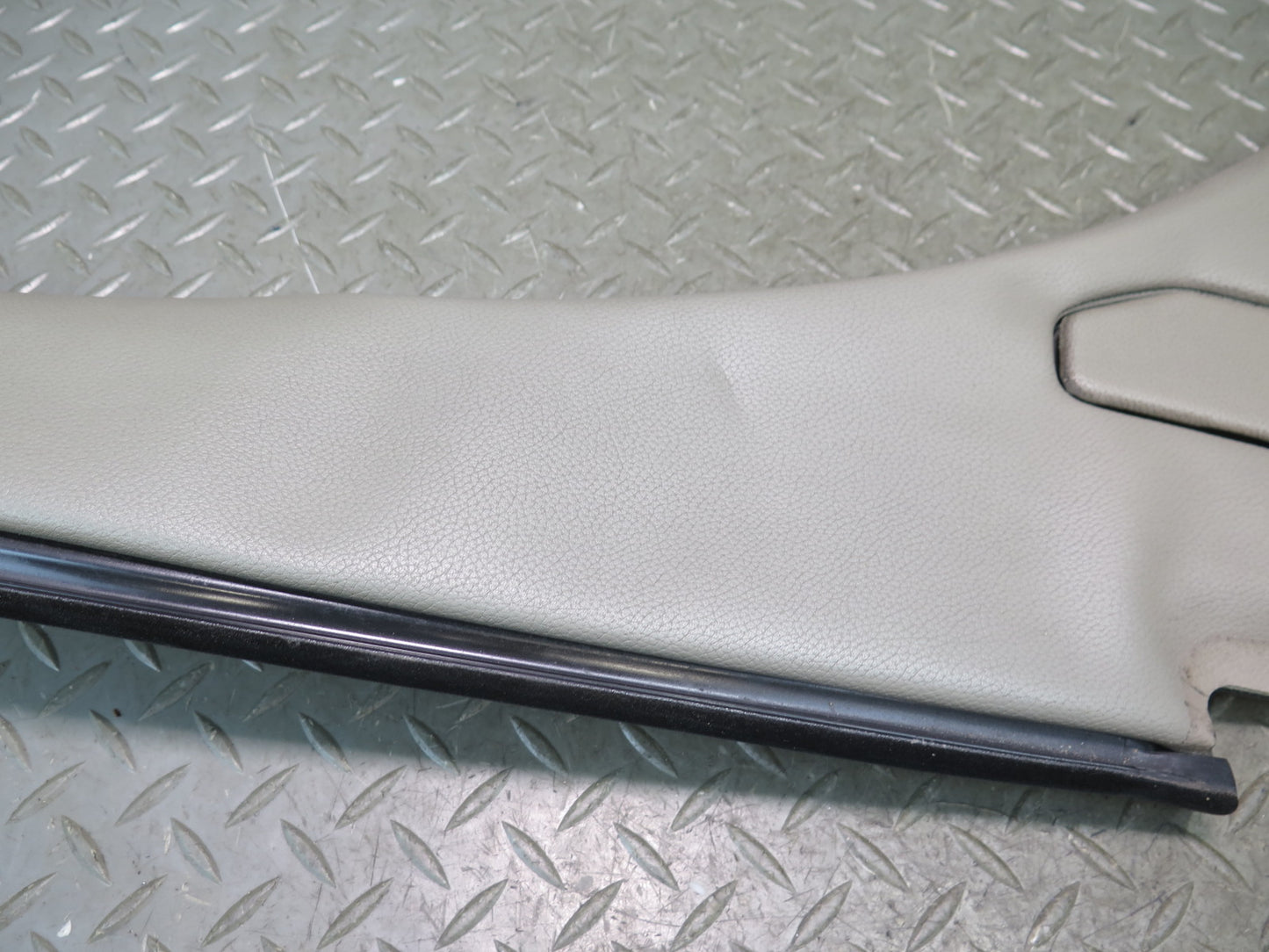 03-12 Mercedes R230 Sl-class Rear Left Quarter Hinge Flap Trim Edge Cover OEM