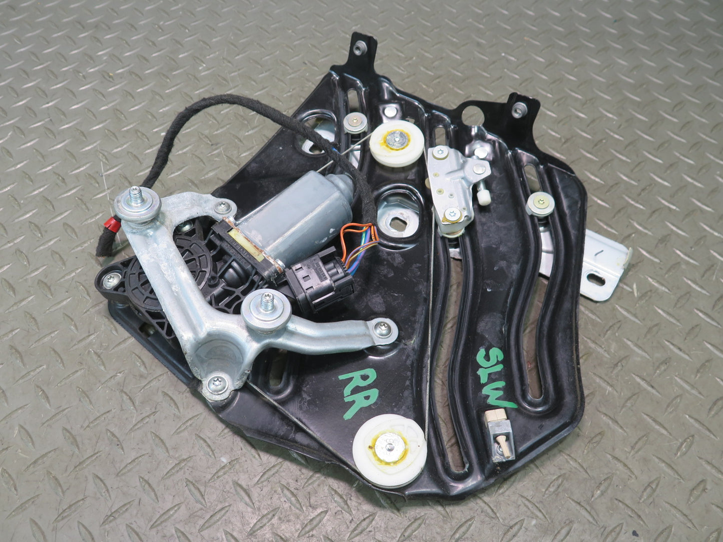 03-12 Mercedes R230 Sl-class Rear Right Window Regulator w Motor 2306700203 OEM