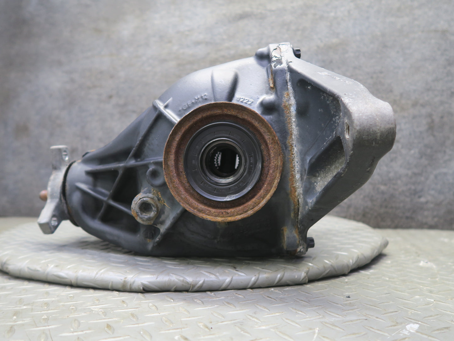 2017-2019 Mercedes X166 GLS450 Rear Differential Axle Carrier 3.27 Ratio