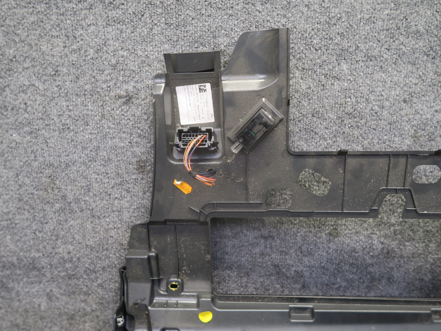 2015-2018 Porsche Macan Dash Front Left Lower Knee Trim Cover w Headlight Switch
