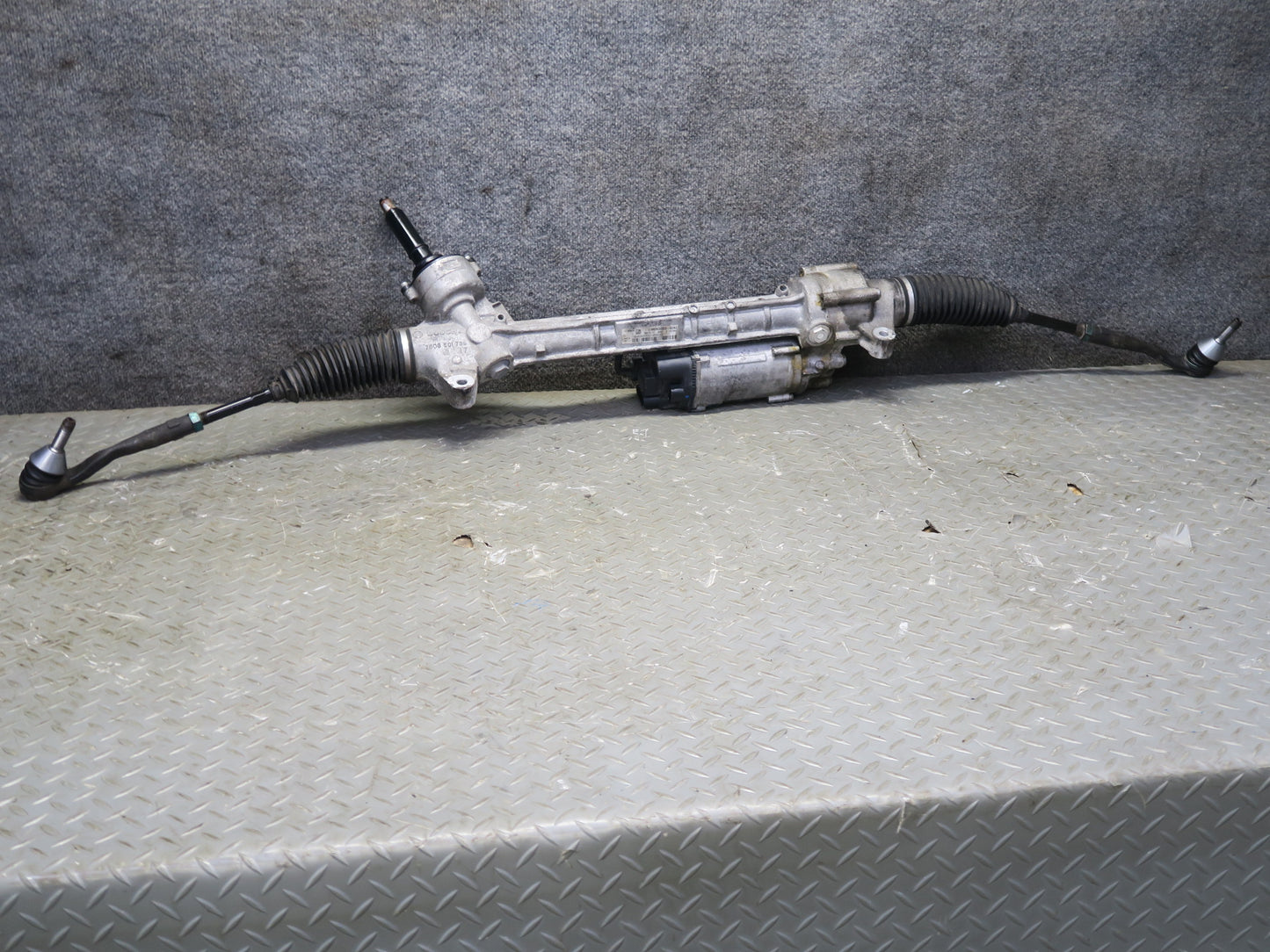 2017-2019 Mercedes X166 GLS450 Electric Power Steering Rack & Pinion Gear