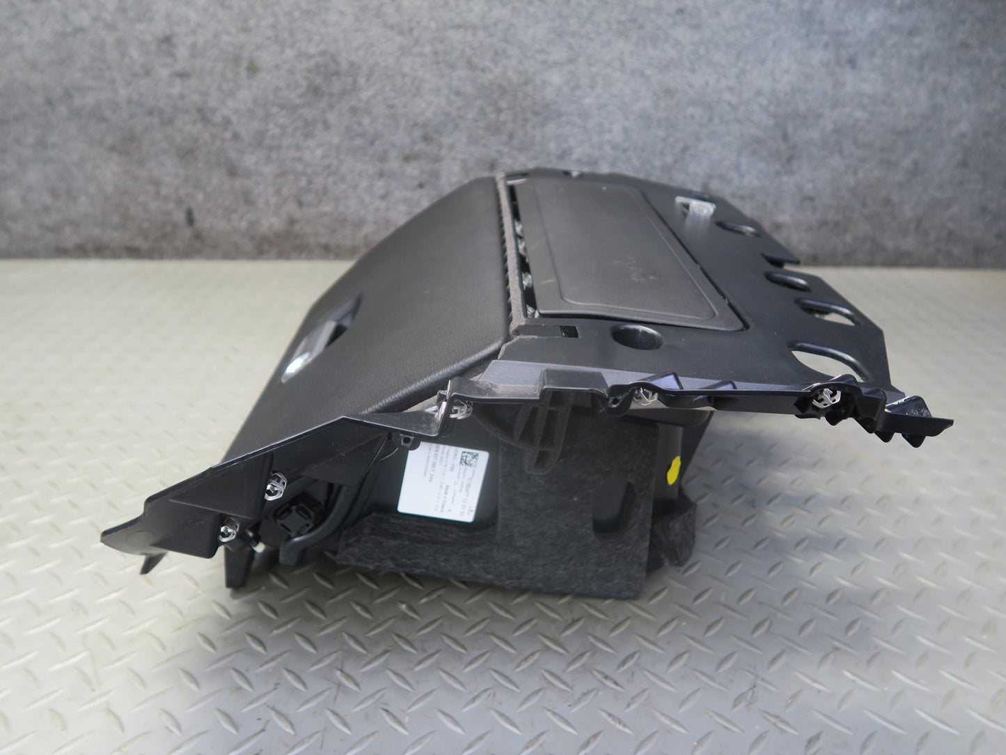 2015-2018 Porsche Macan Dash Front Right Glove Box Compartment Storage Black