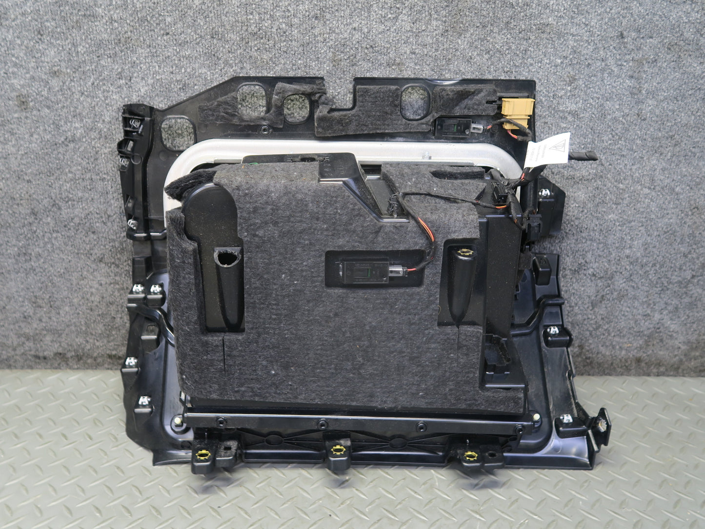 2015-2018 Porsche Macan Dash Front Right Glove Box Compartment Storage Black