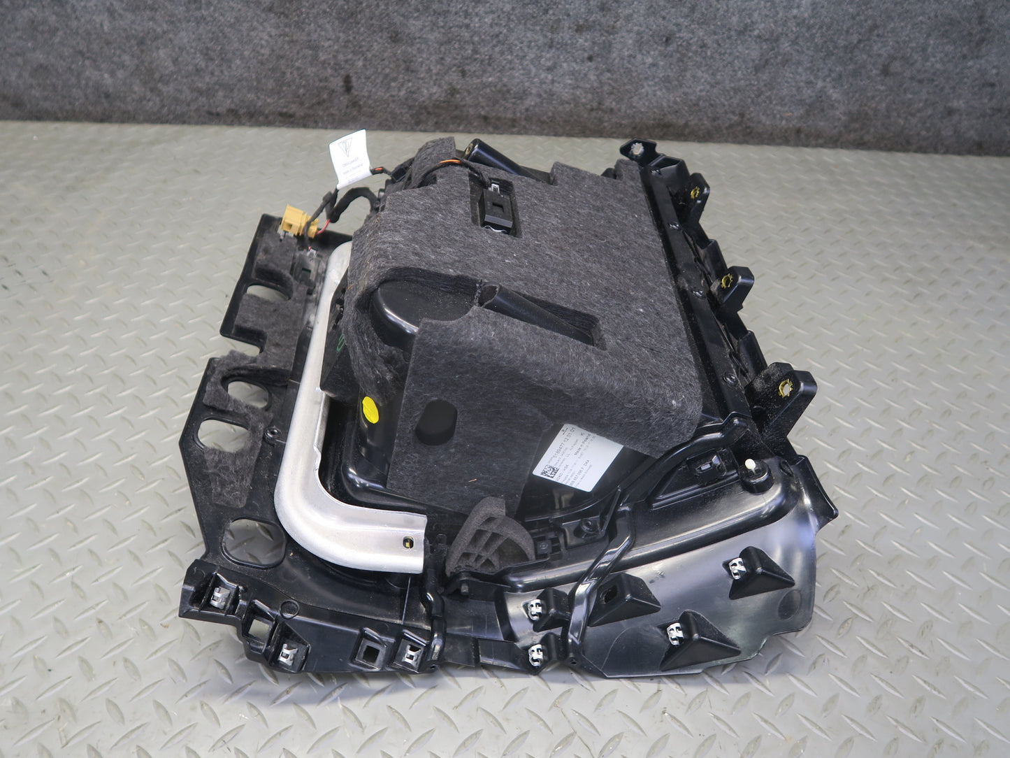 2015-2018 Porsche Macan Dash Front Right Glove Box Compartment Storage Black