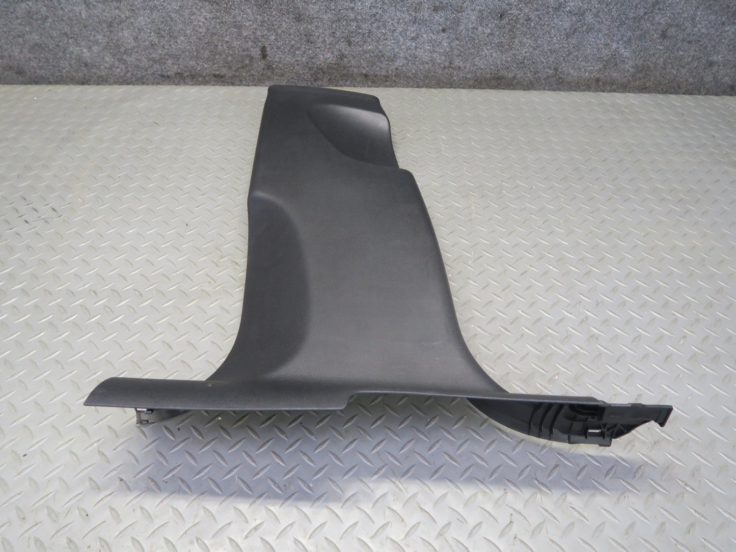 2015-2018 Porsche Macan Interior B Pillar Lower Trim Cover Panel Black Set of 2