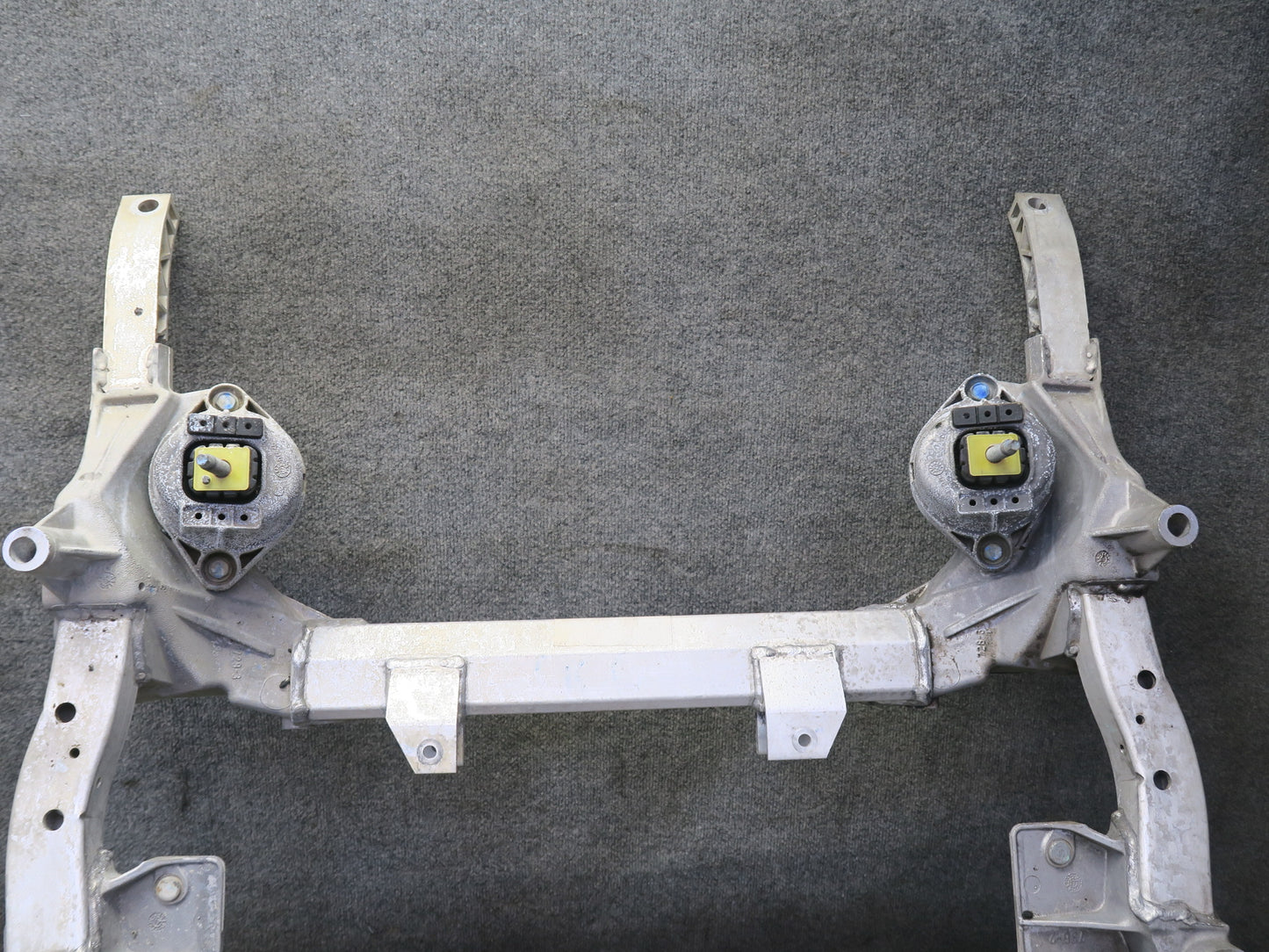 16-24 Chevrolet Camaro SS LT1 6.2L Front Suspension Crossmember Subframe OEM