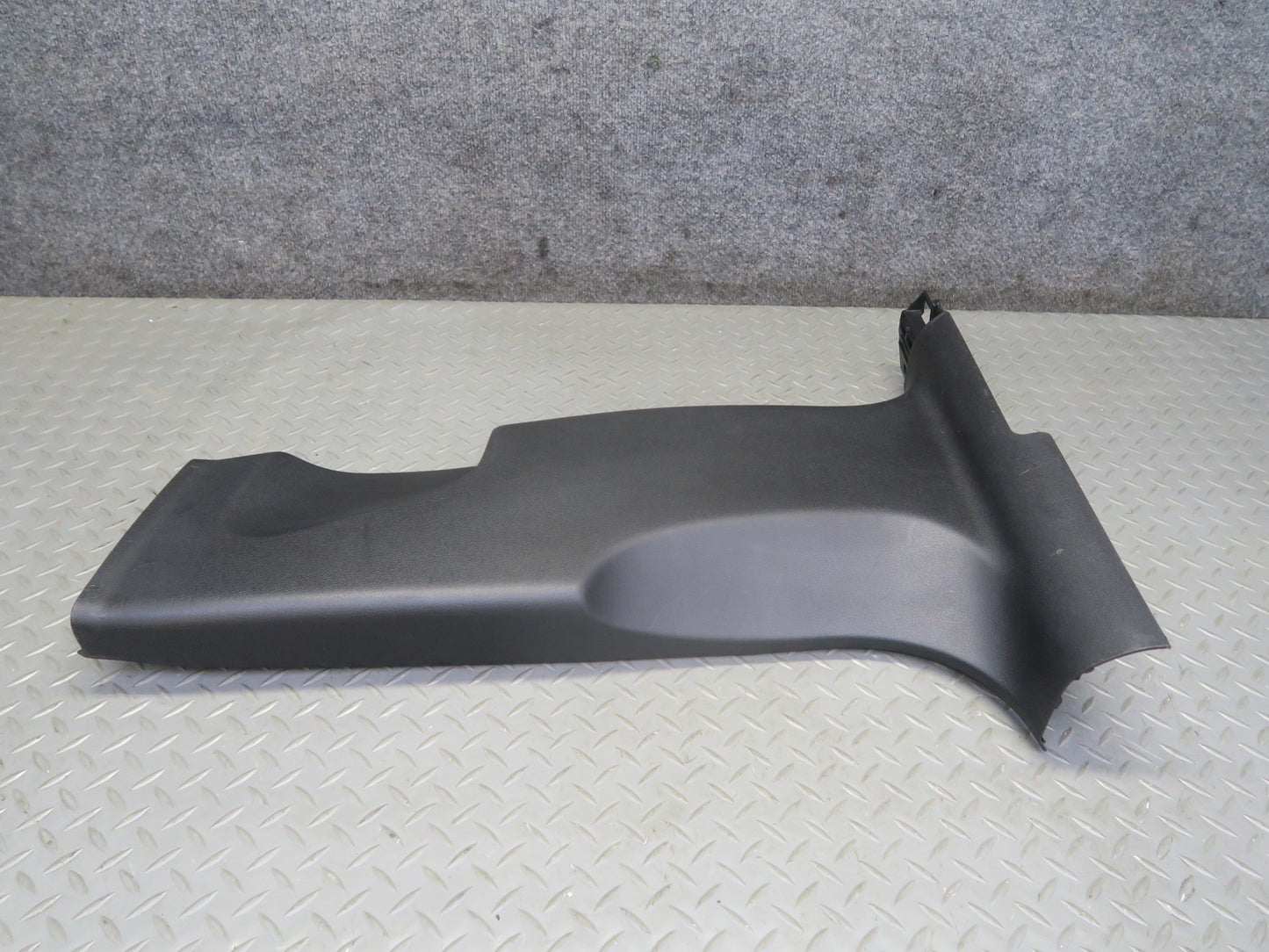 2015-2018 Porsche Macan Interior B Pillar Lower Trim Cover Panel Black Set of 2