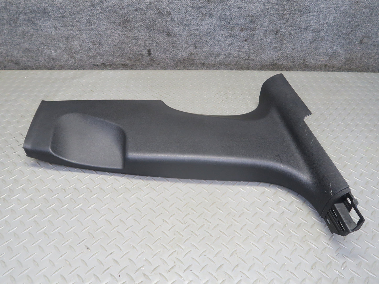 2015-2018 Porsche Macan Interior B Pillar Lower Trim Cover Panel Black Set of 2