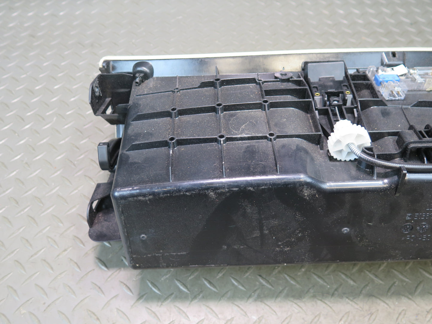 07-12 Mercedes R230 Sl-class Right Side Dash Glove Box Compartment Storage OEM