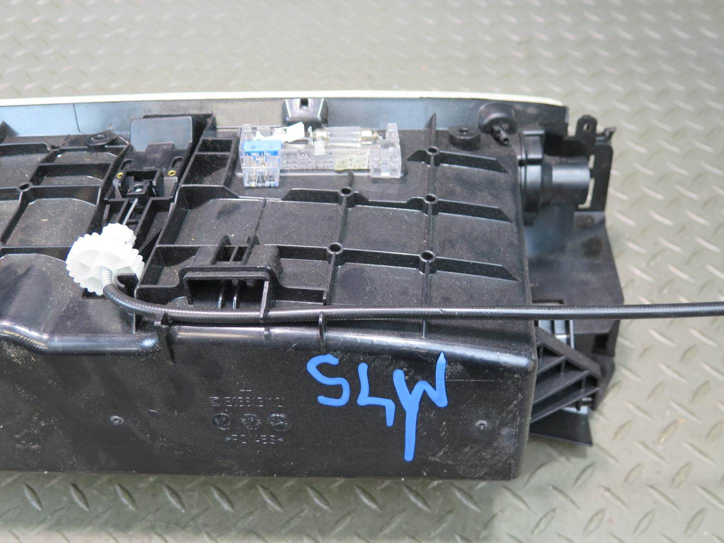 07-12 Mercedes R230 Sl-class Right Side Dash Glove Box Compartment Storage OEM