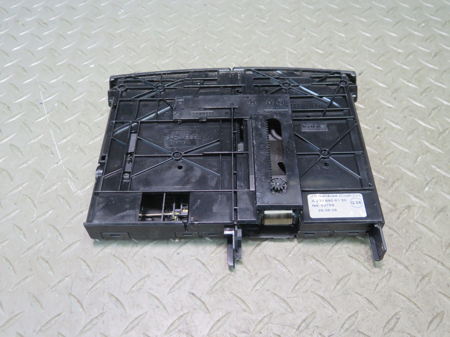 05-12 Mercedes R230 Sl-class Center Console Dash CUP Holder 2306806150 OEM