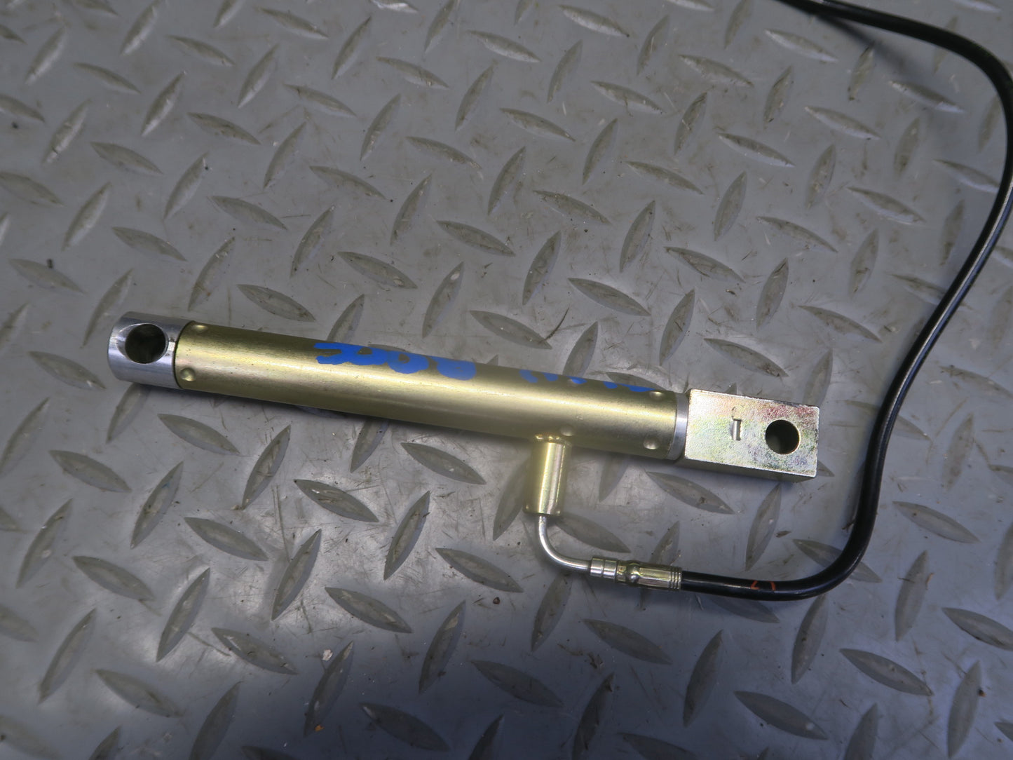 03-12 Mercedes R230 SL550 Convertible Left TOP Roof Hydraulic Cylinder OEM