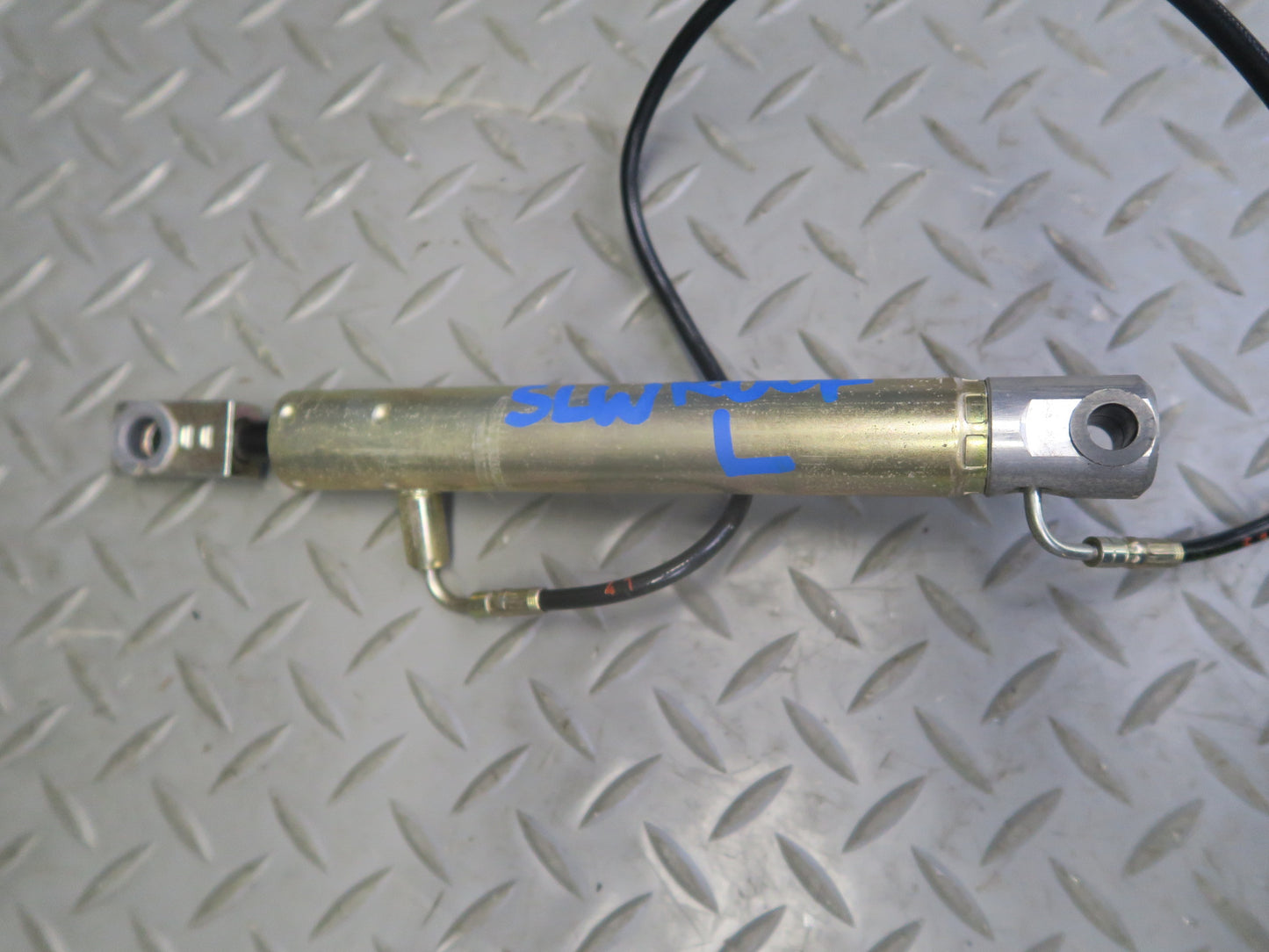 03-12 Mercedes R230 SL550 Convertible Left TOP Roof Hydraulic Cylinder OEM