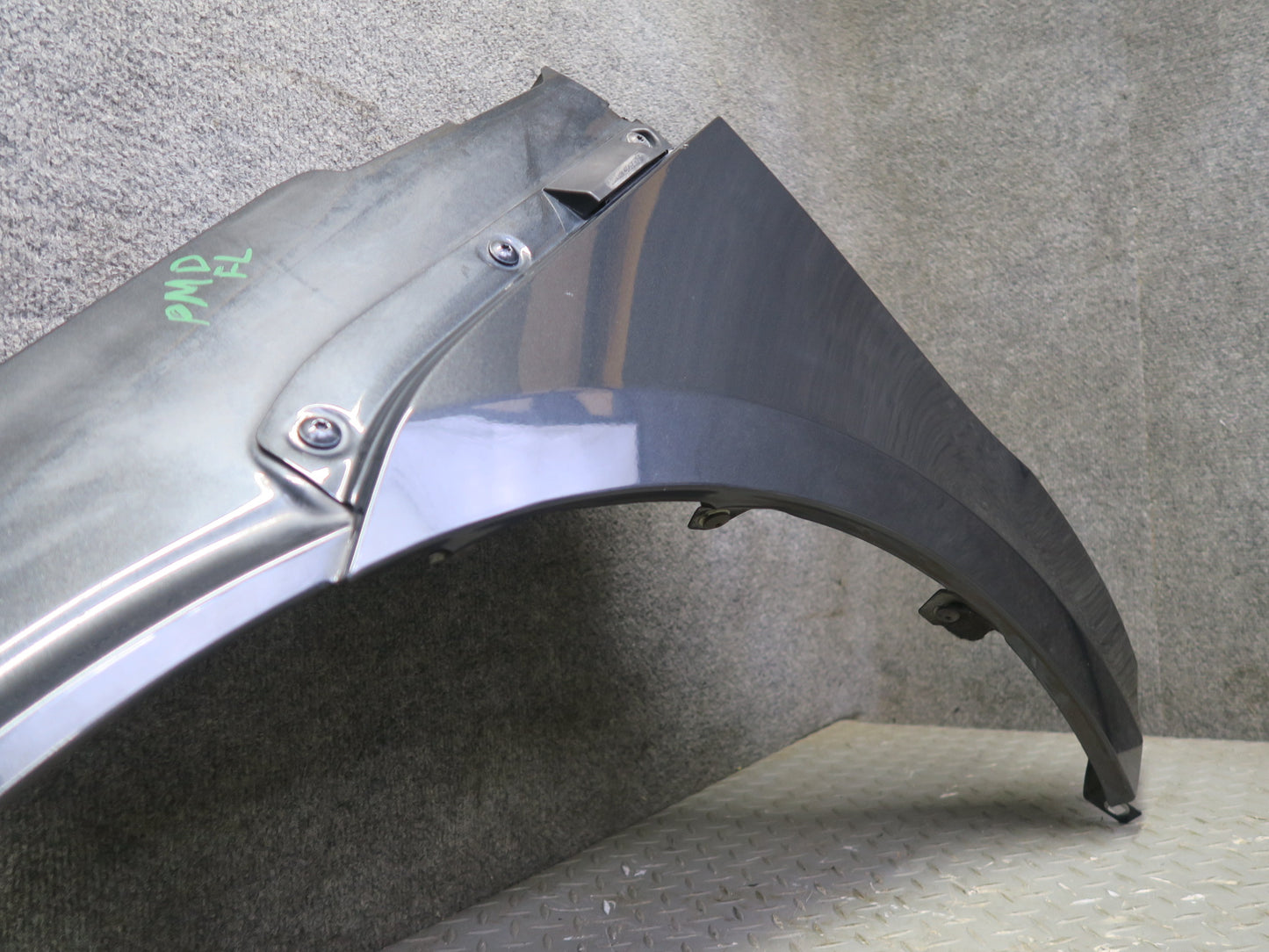 2015-2025 Porsche Macan Front Left Side Fender Shell Panel Cover Volcano Gray