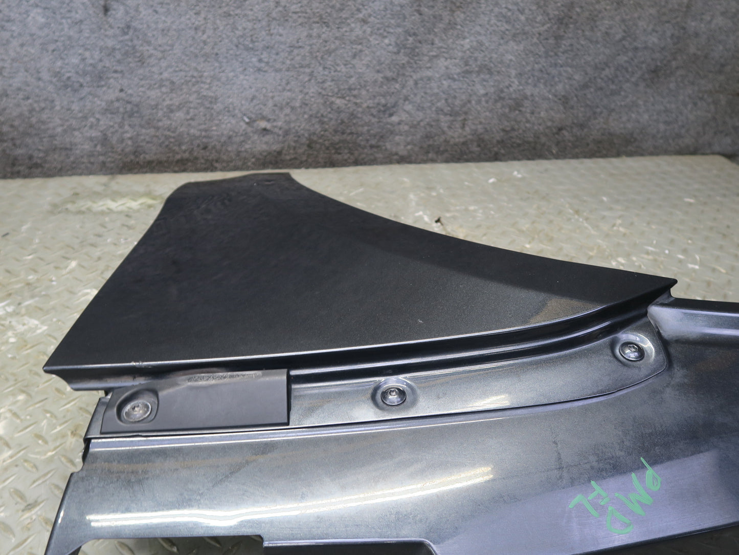 2015-2025 Porsche Macan Front Left Side Fender Shell Panel Cover Volcano Gray