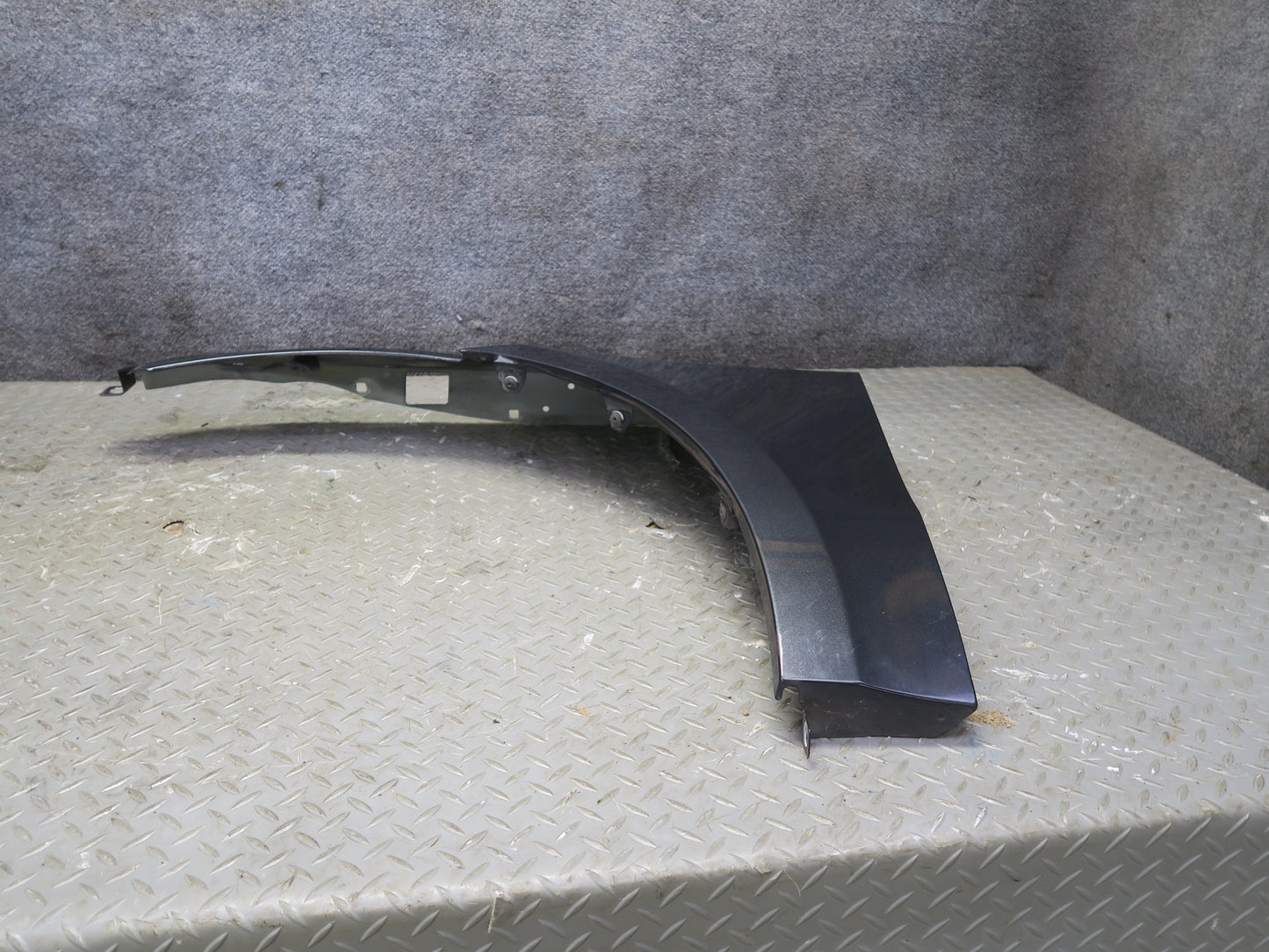 2015-2025 Porsche Macan Front Left Side Fender Shell Panel Cover Volcano Gray
