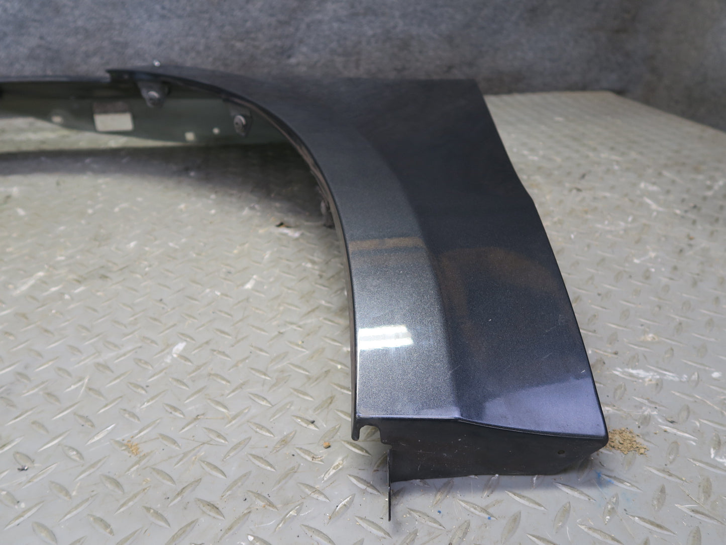 2015-2025 Porsche Macan Front Left Side Fender Shell Panel Cover Volcano Gray