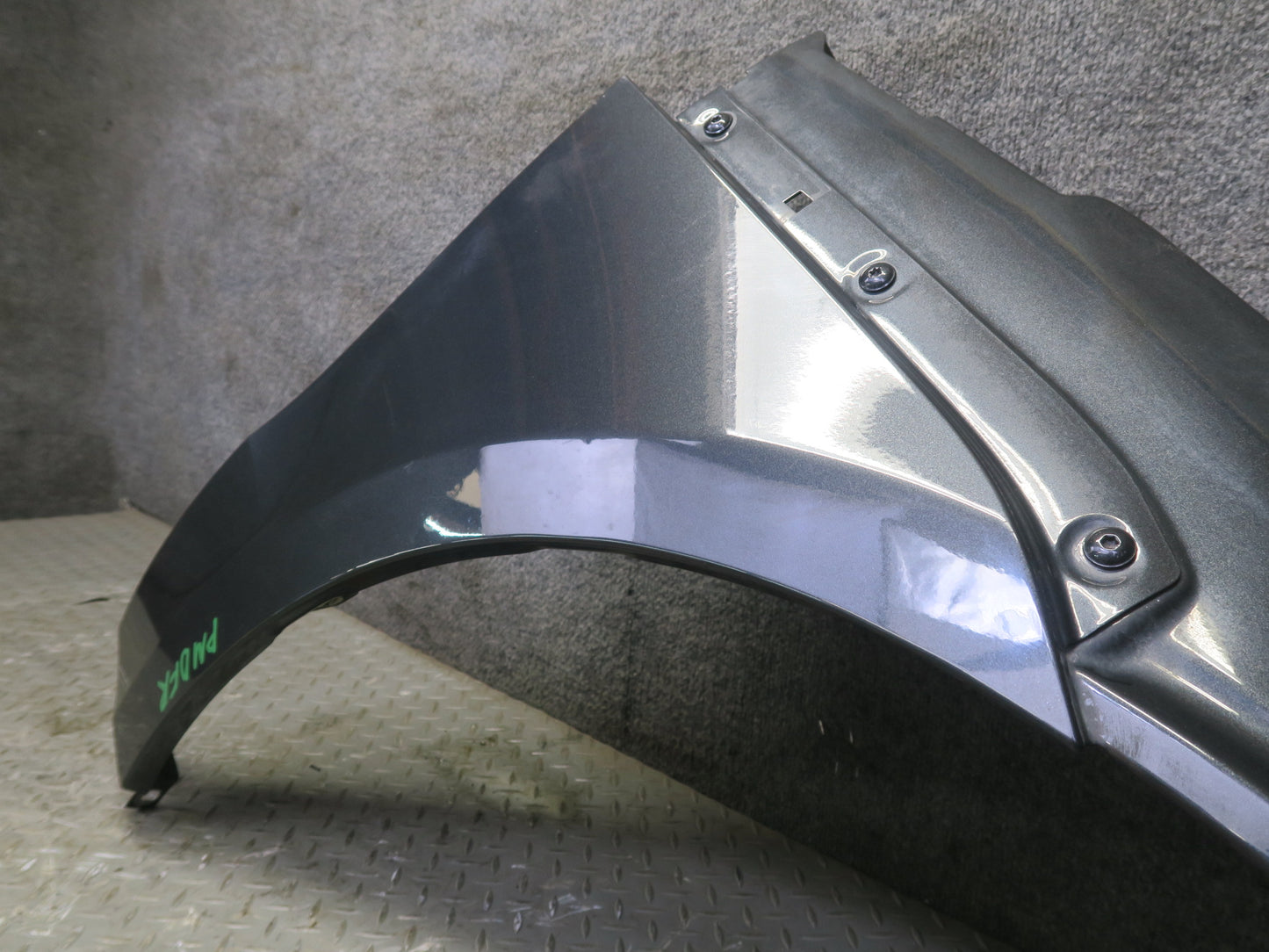 2015-2025 Porsche Macan Front Right Side Fender Shell Panel Cover Volcano Gray