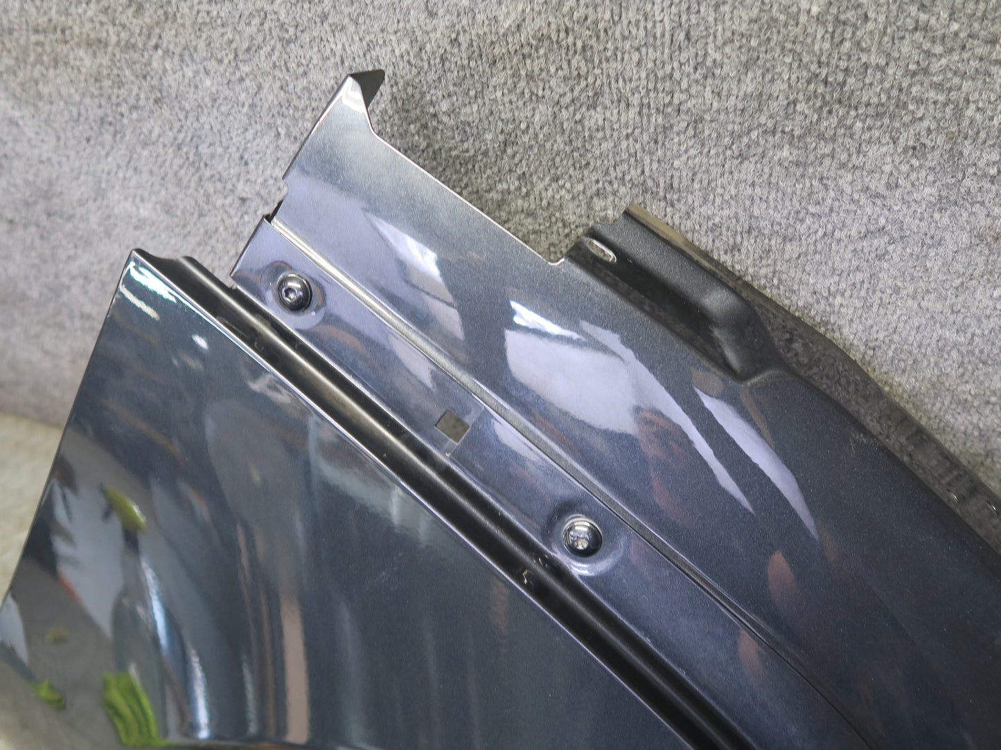 2015-2025 Porsche Macan Front Right Side Fender Shell Panel Cover Volcano Gray