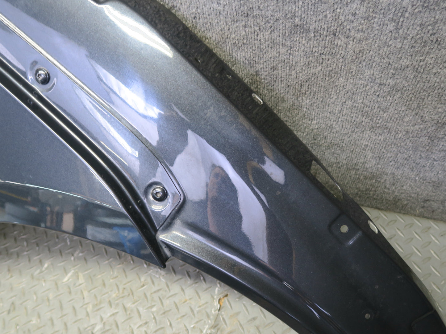 2015-2025 Porsche Macan Front Right Side Fender Shell Panel Cover Volcano Gray