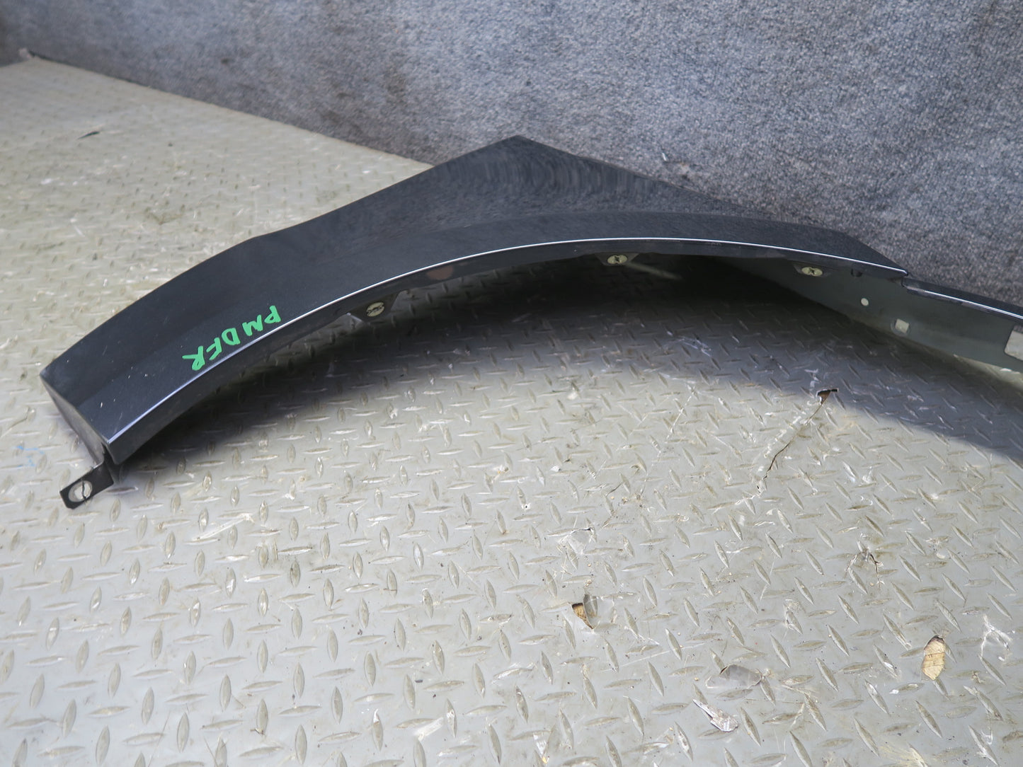 2015-2025 Porsche Macan Front Right Side Fender Shell Panel Cover Volcano Gray