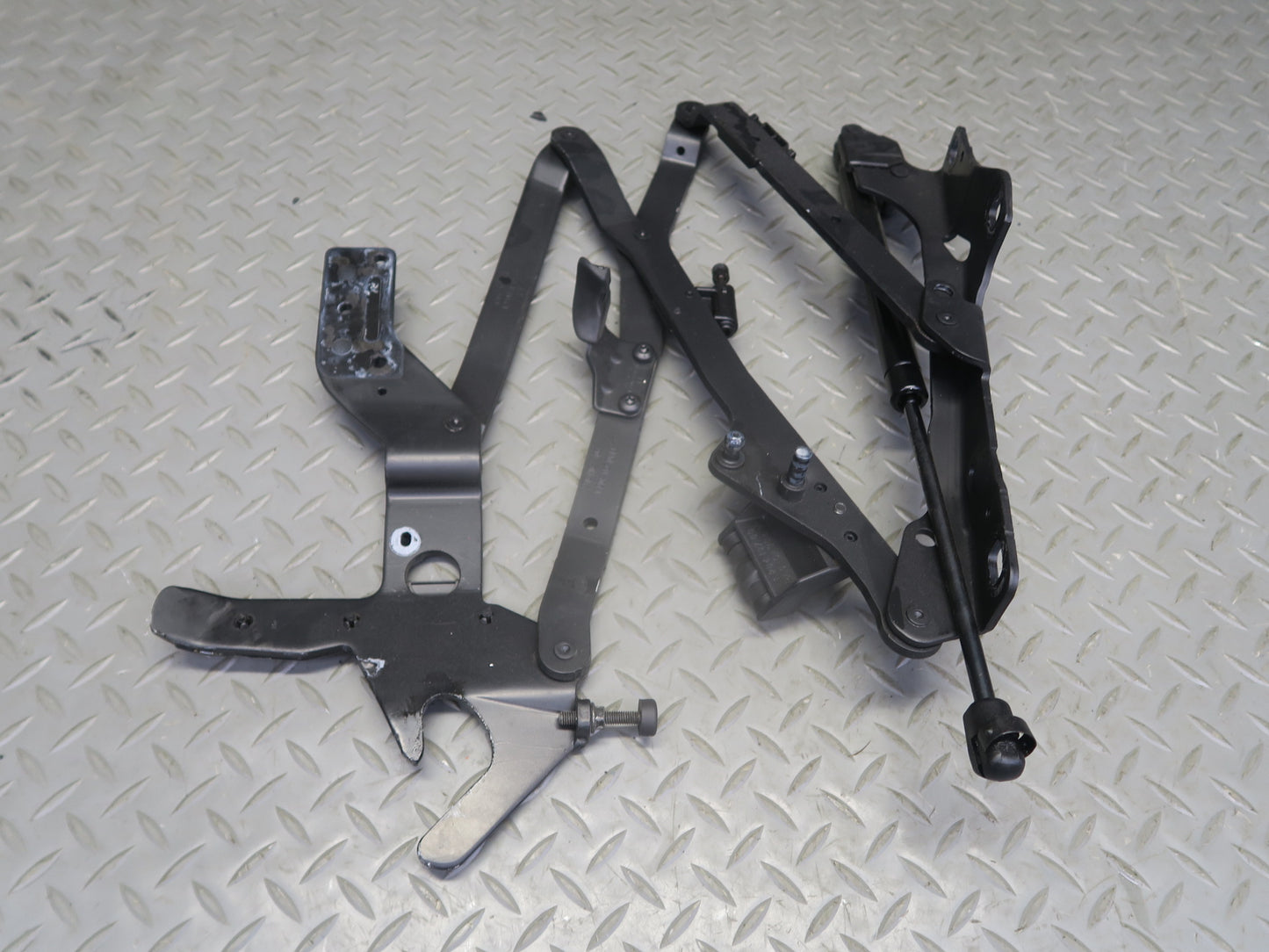 07-12 Mercedes R230 Sl-class Rear Trunk Lid Left & Right Hinge w Support Set OEM