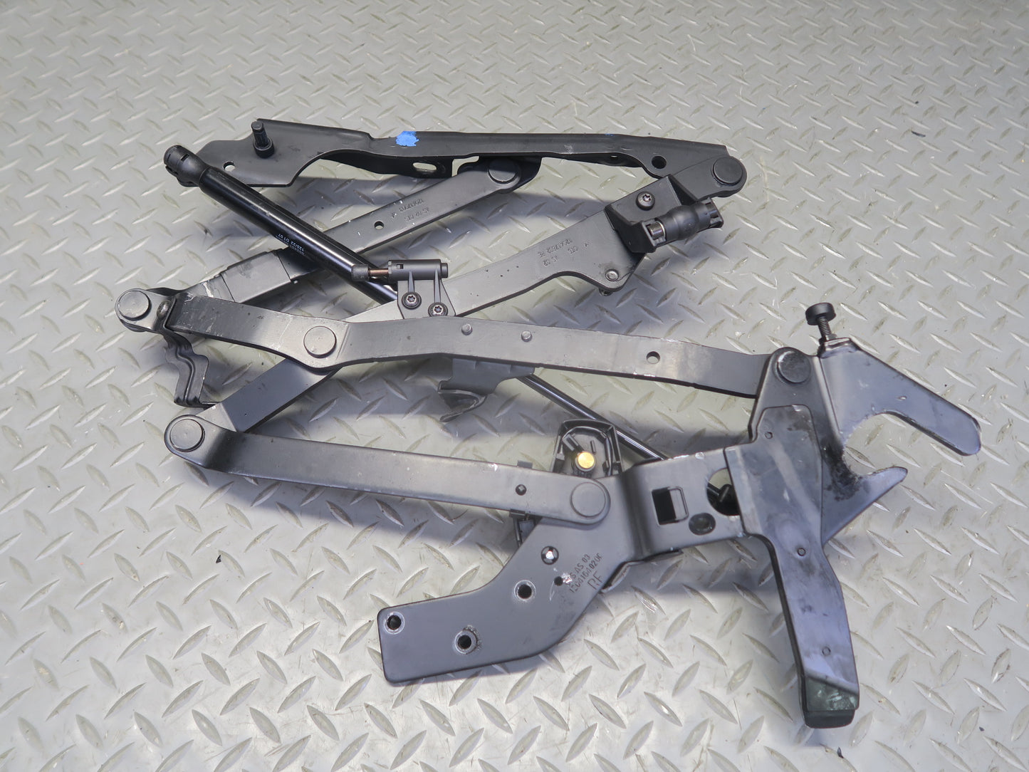 07-12 Mercedes R230 Sl-class Rear Trunk Lid Left & Right Hinge w Support Set OEM