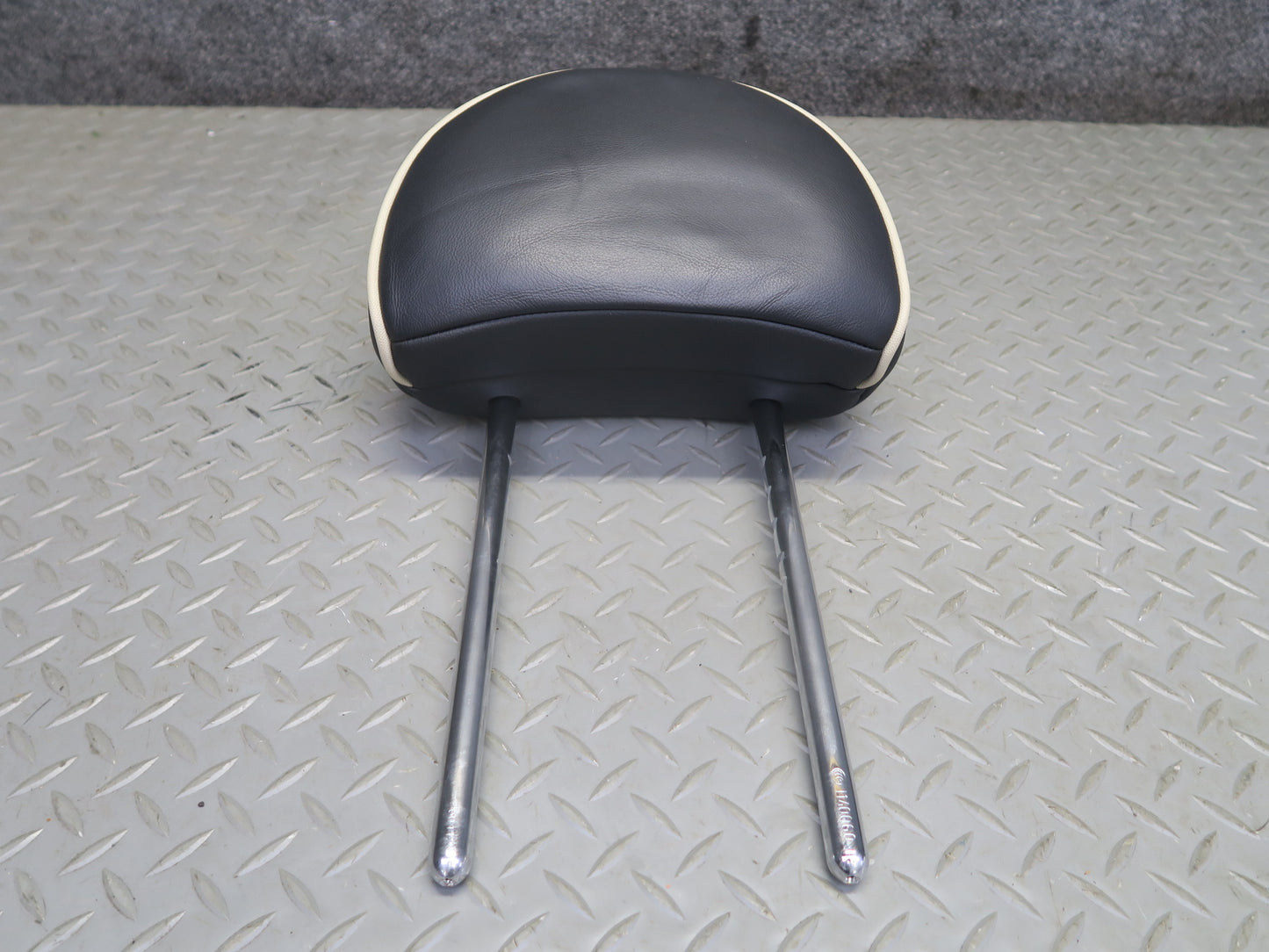 11-15 Mini Cooper S R60 Countryman Set of 2 Front Left & Right Seat Headrest OEM