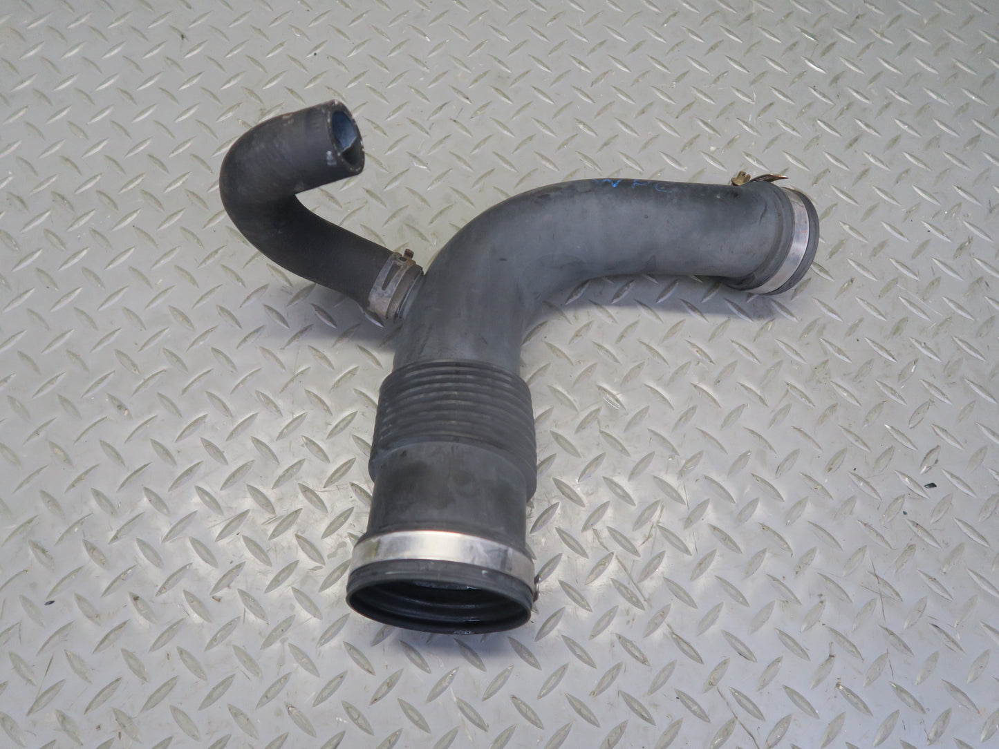 2003-2006 Porsche Cayenne 955 Turbo Air Intake Hose Pipe Line Set