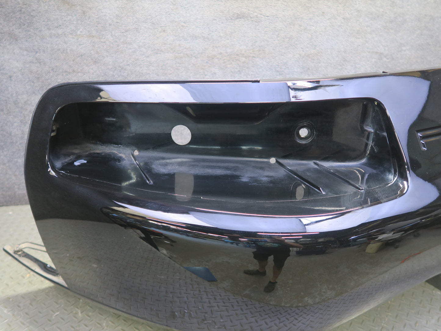 1987-1991 Porsche 928 S4 Rear Bumper Cover Panel Black 59K Miles