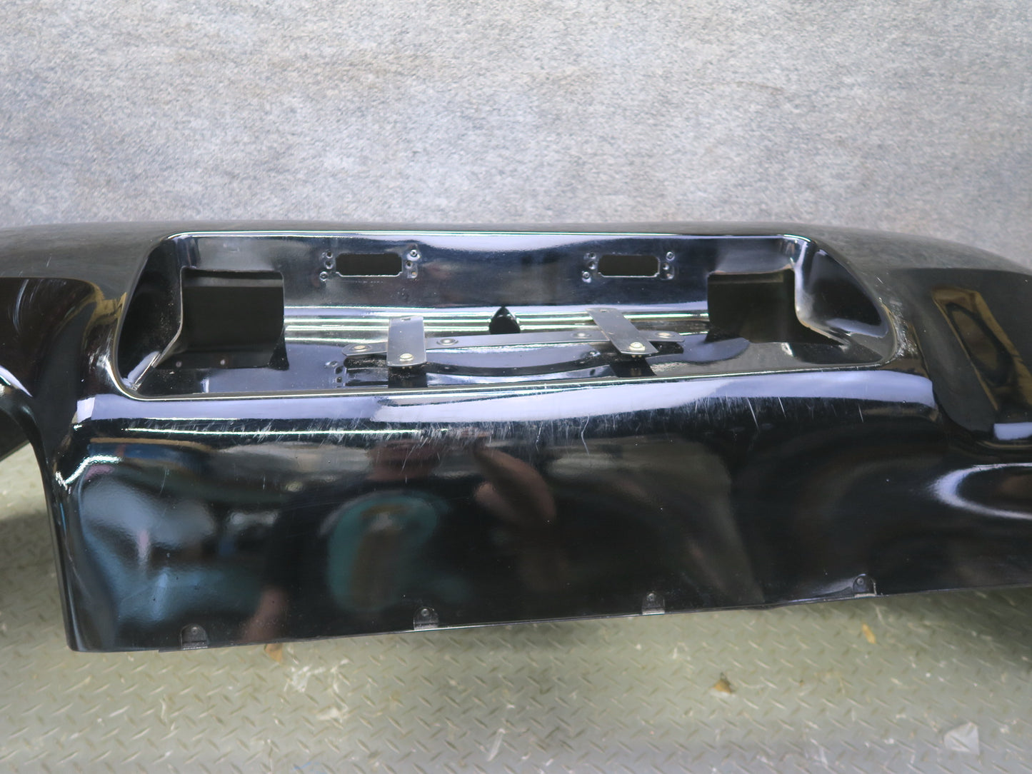 1987-1991 Porsche 928 S4 Rear Bumper Cover Panel Black 59K Miles