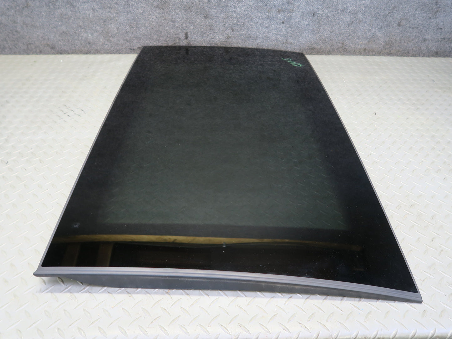 2017-2019 Mercedes X166 GLS450 Center Panoramic Roof Glass Window