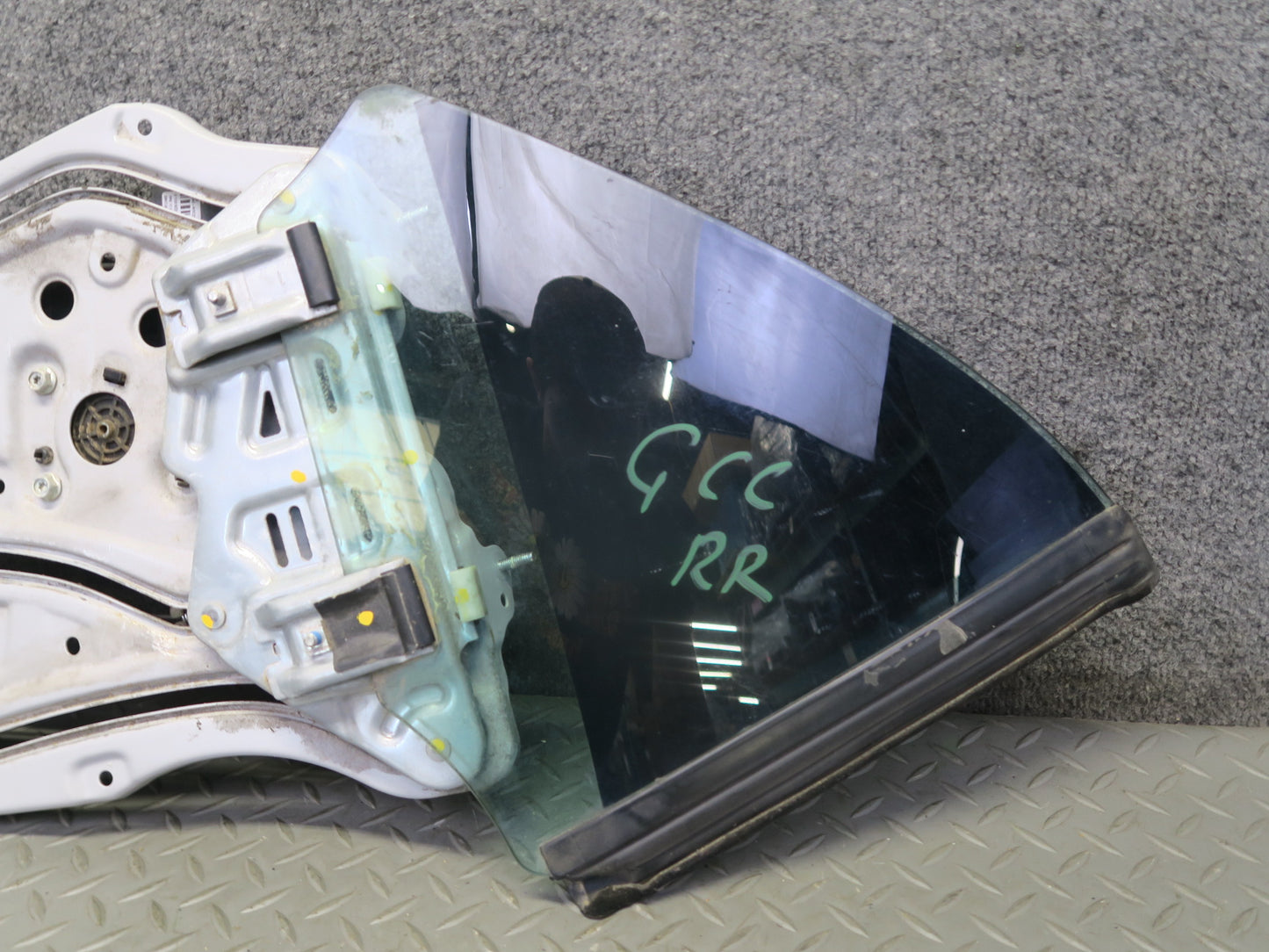 16-24 Chevrolet Camaro SS Conv Rear Right Quarter Glass Window w Regulator OEM