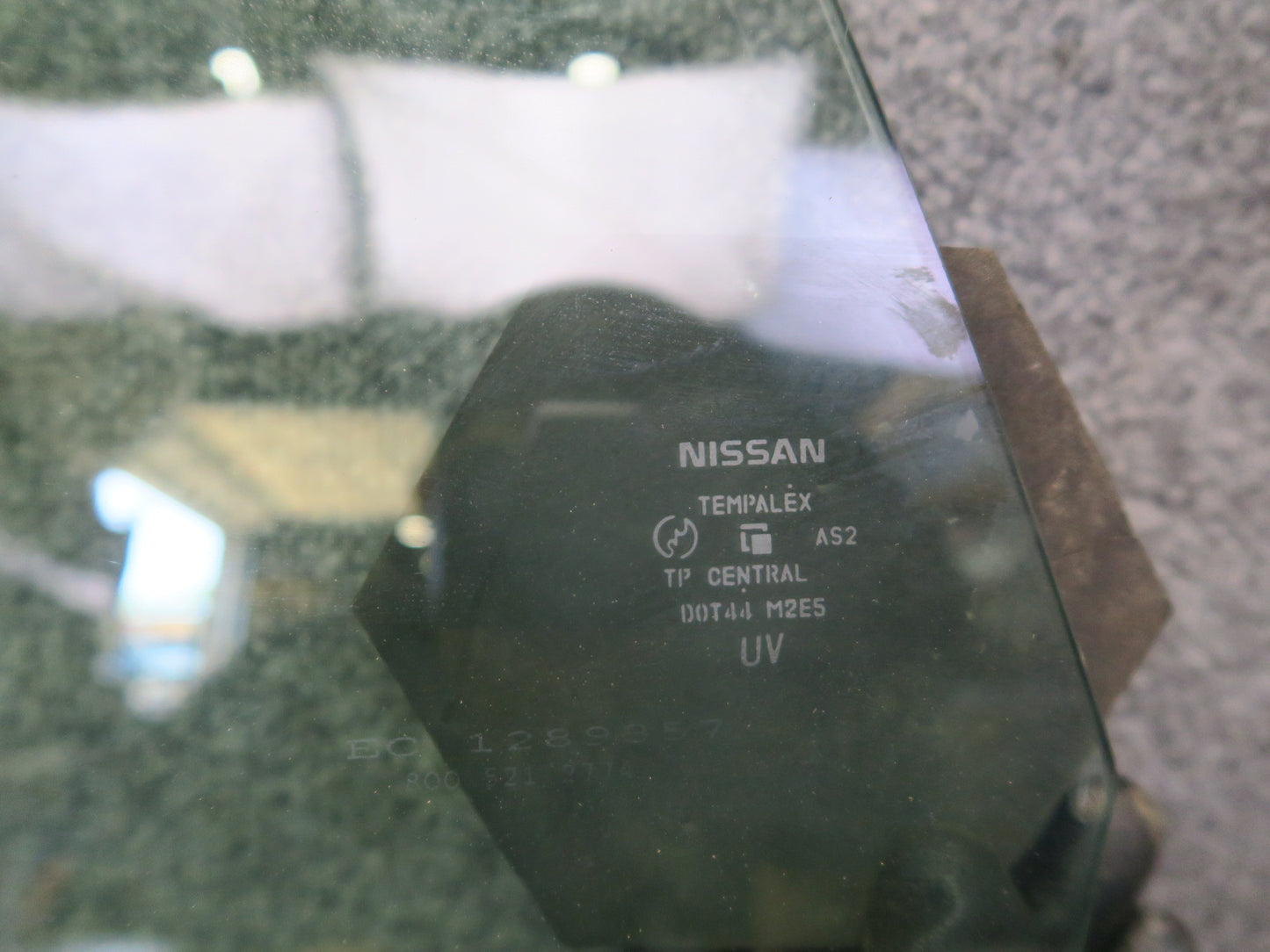 04-09 Nissan 350Z Z33 Convertible Front Left Driver Door Window Glass OEM
